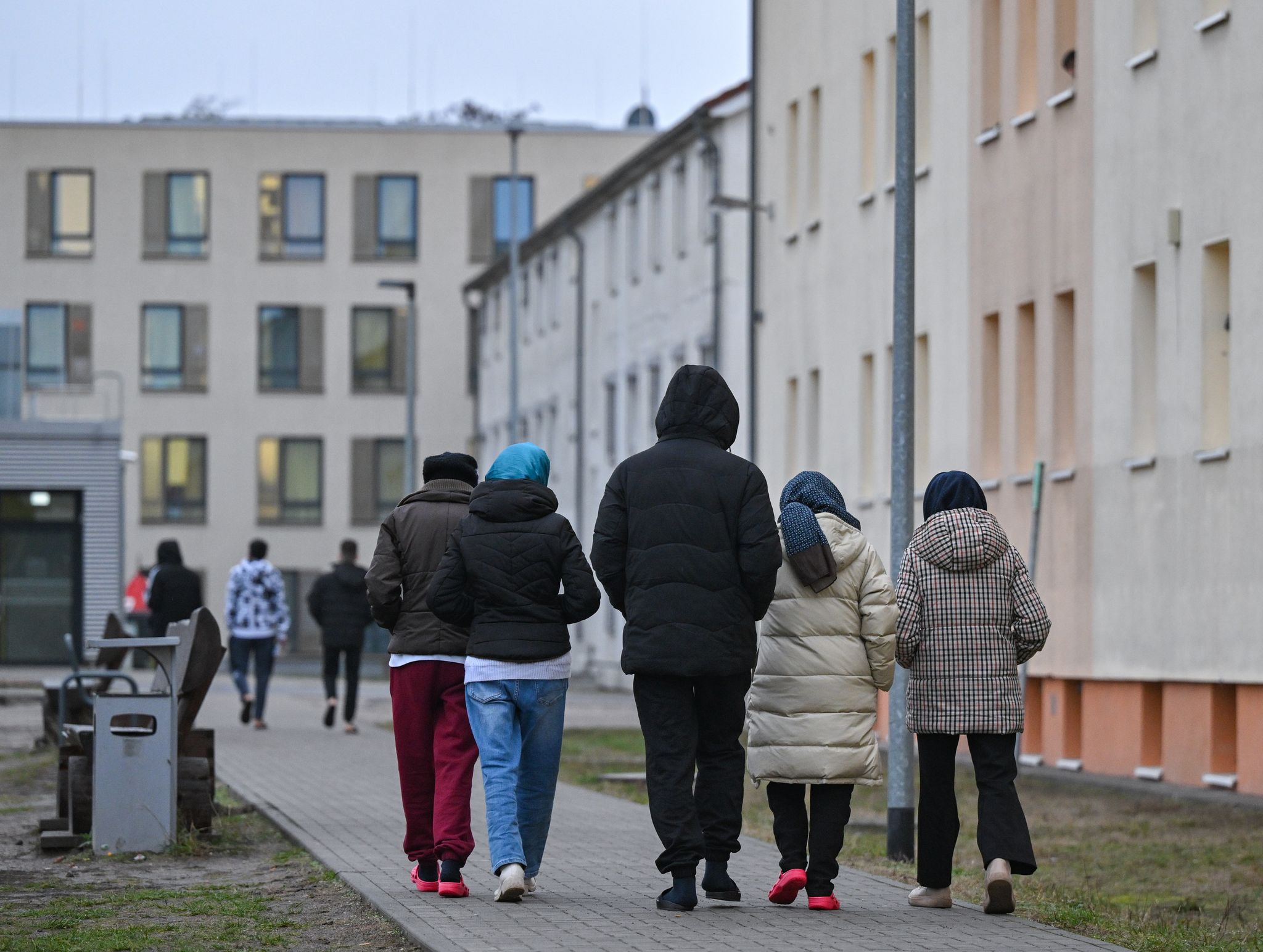 Zur Jahresmitte lebten in Deutschland rund 60.000 Geflüchtete mehr als Ende 2023. (Archivbild)