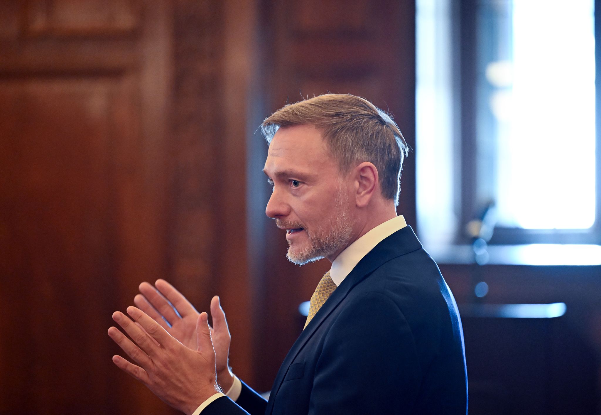 Lindner ist für Gespräche mit Unternehmern in New York und reist dann zum Internationalen Währungsfonds weiter.