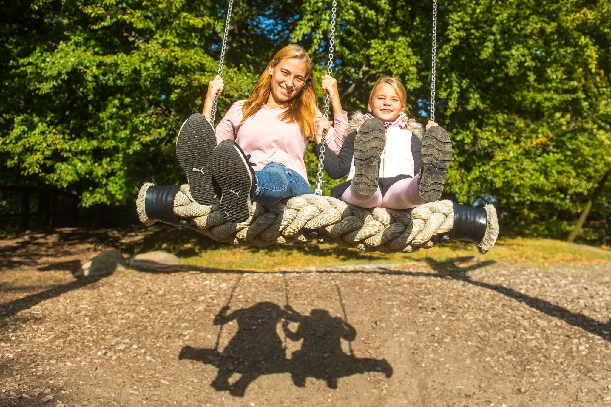 Reparenting-Methoden helfen dabei, dass wir die Beziehung zu uns selbst verbessert.