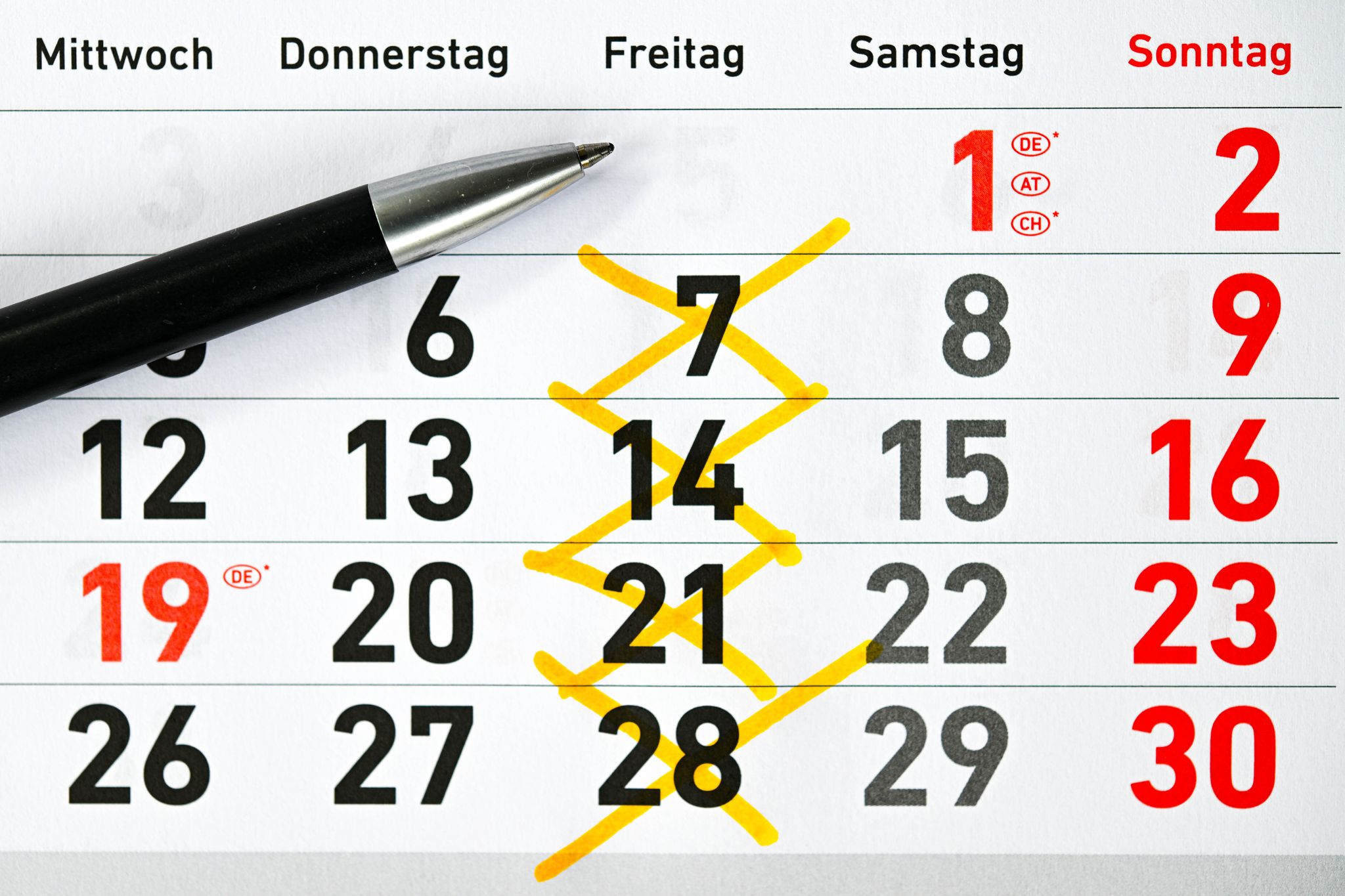 Im Arbeitszeitmodell der Vier-Tage-Woche könnte der Freitag als Arbeitstag wegfallen. (Illustration)