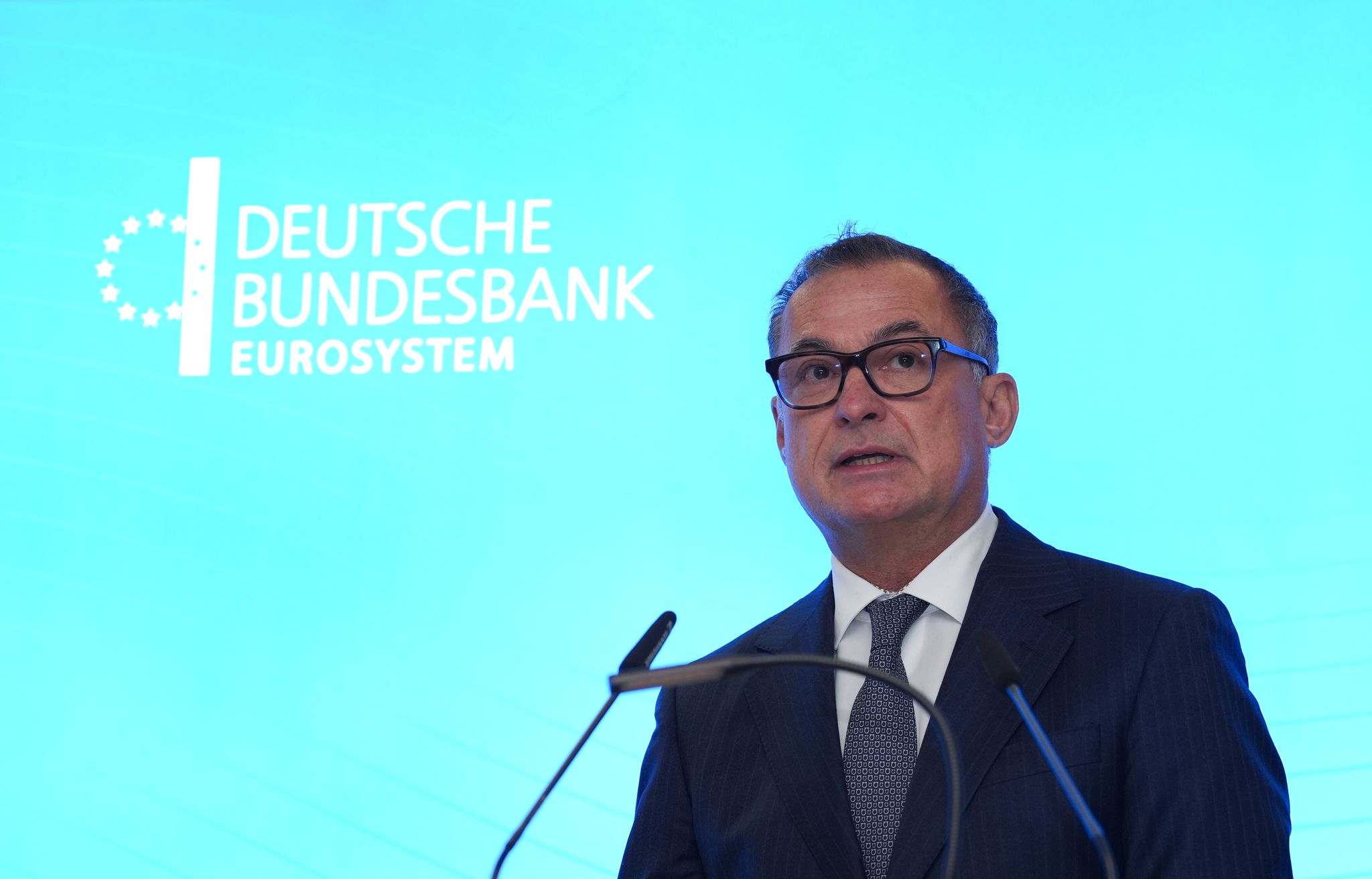 Bundesbank-Präsident Joachim Nagel bringt ein späteres Rentenalter ins Spiel im Kampf gegen die schwache Wirtschaft (Archivbild).