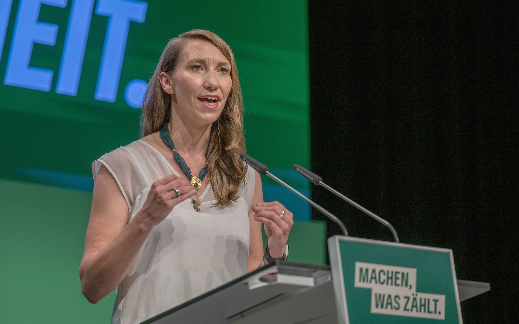 «Wir sind über 130.000 Grüne, so viele wie noch nie», sagt Emily Büning, die Politische Geschäftsführerin der Partei. (Archivbild)