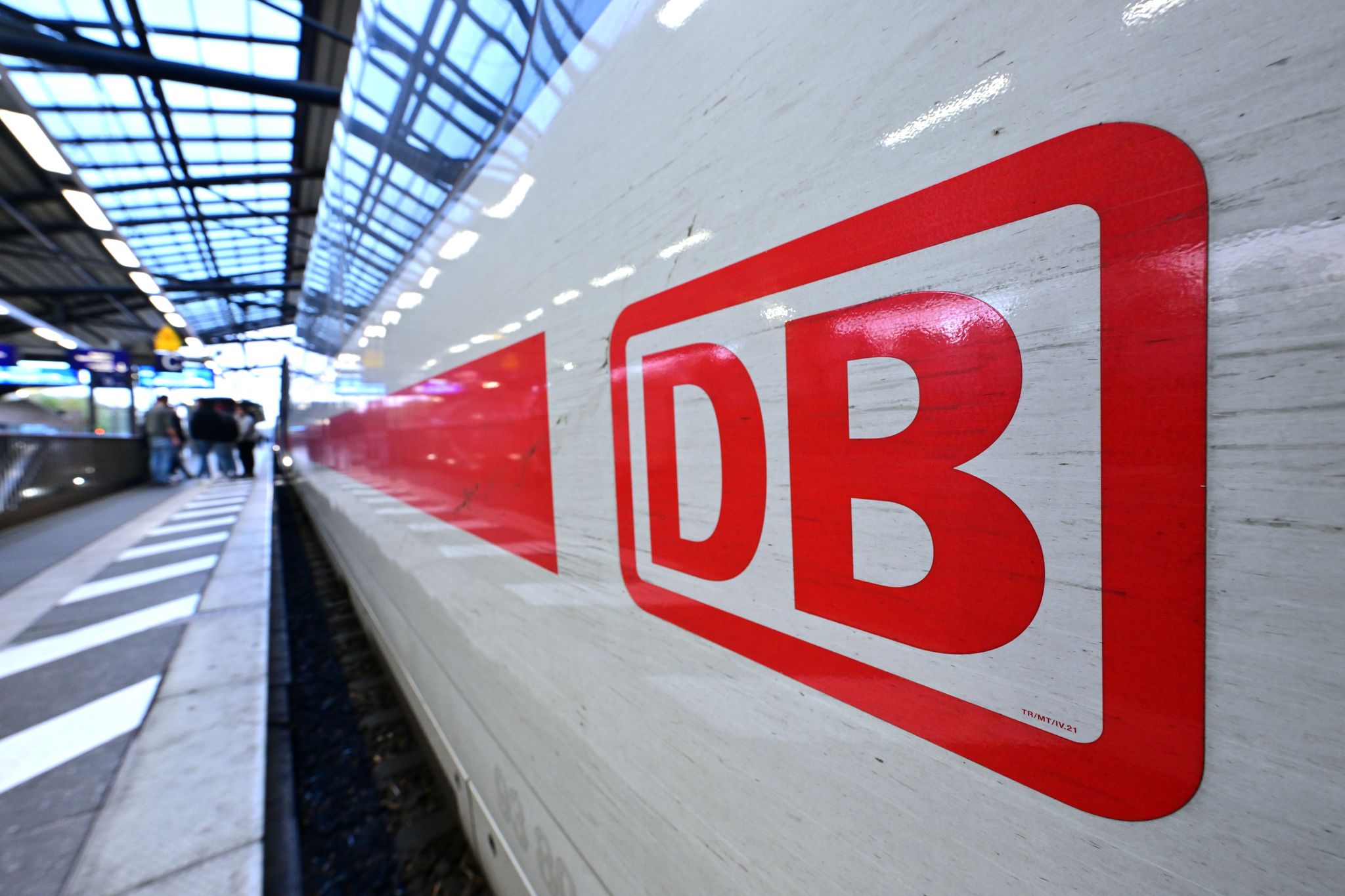 Die Pläne für höhere Stornogebühren der Deutschen Bahn gefallen dem Fahrgastverband Pro Bahn nicht.