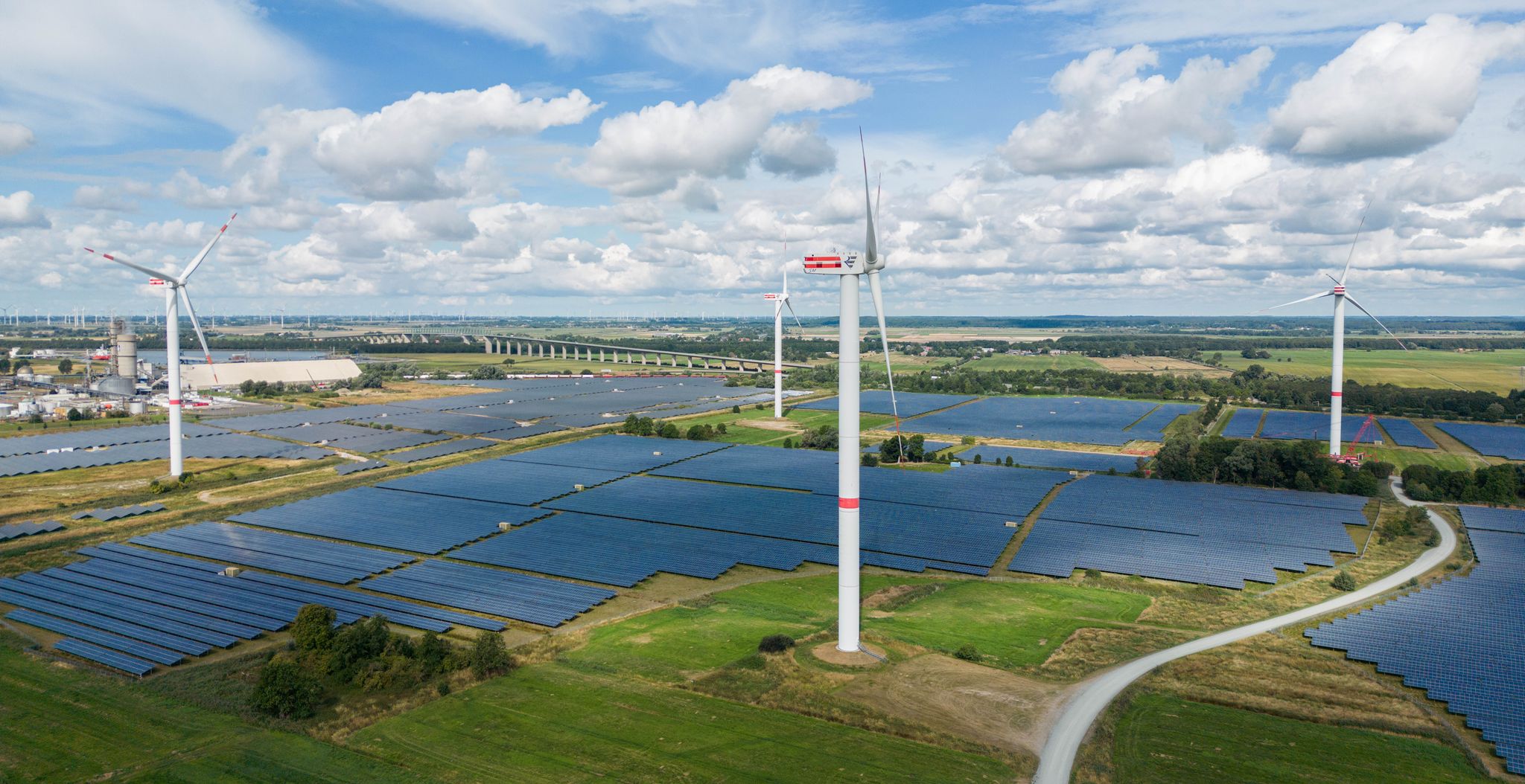 Fast 90 Prozent der Bevölkerung äußern Zustimmung zum Ausbau erneuerbarer Energien. Der Wert ist in den vergangenen Jahren stabil geblieben. (Symbolbild)