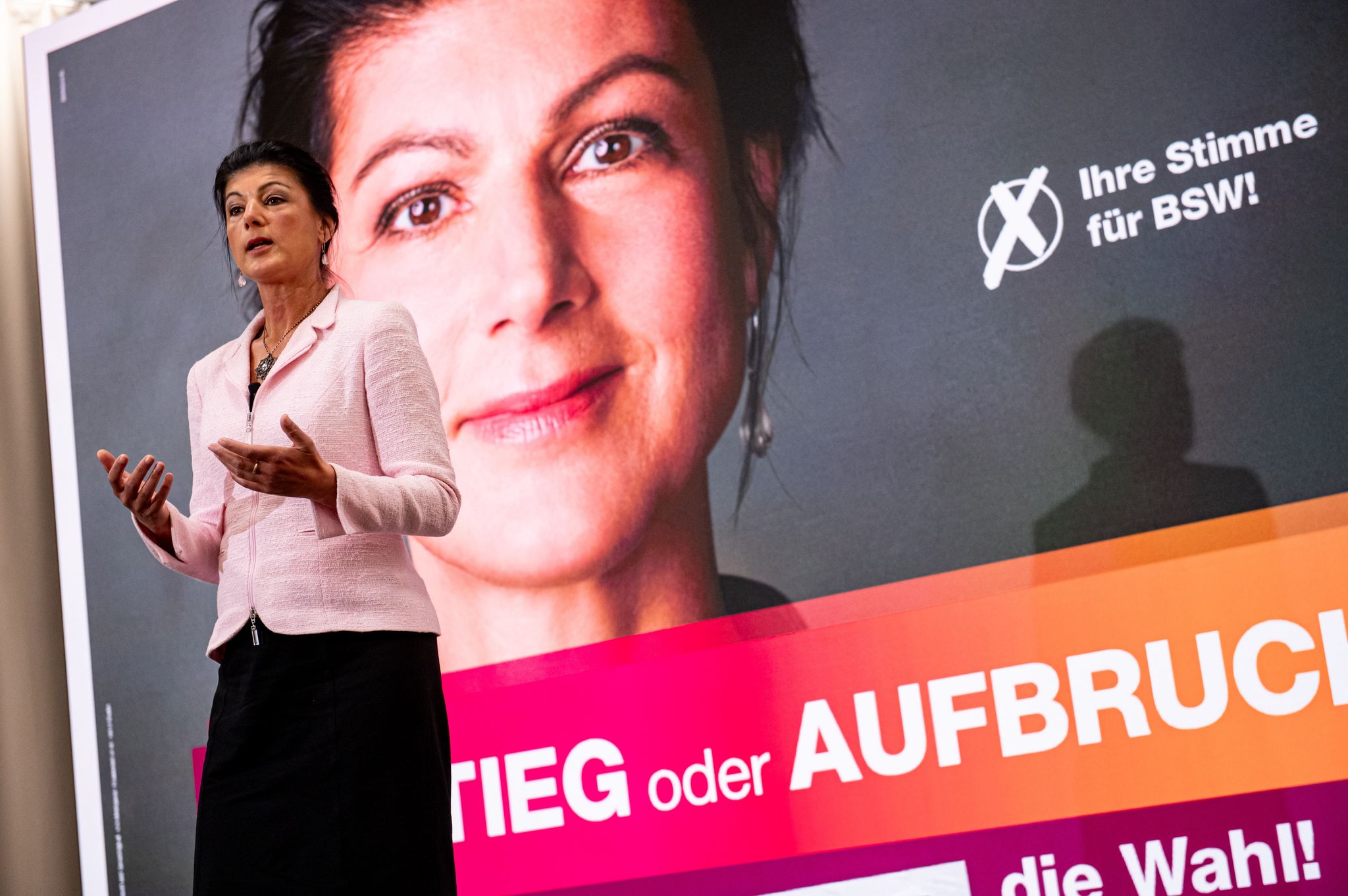 Sahra Wagenknecht ist das Gesicht ihrer jungen Partei BSW - vor allem im Wahlkampf (Archivbild).