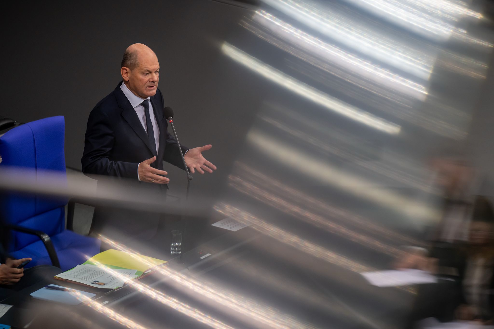 Kanzler Olaf Scholz will die Vertrauensfrage verlieren, damit es eine Neuwahl geben kann. (Archivbild)