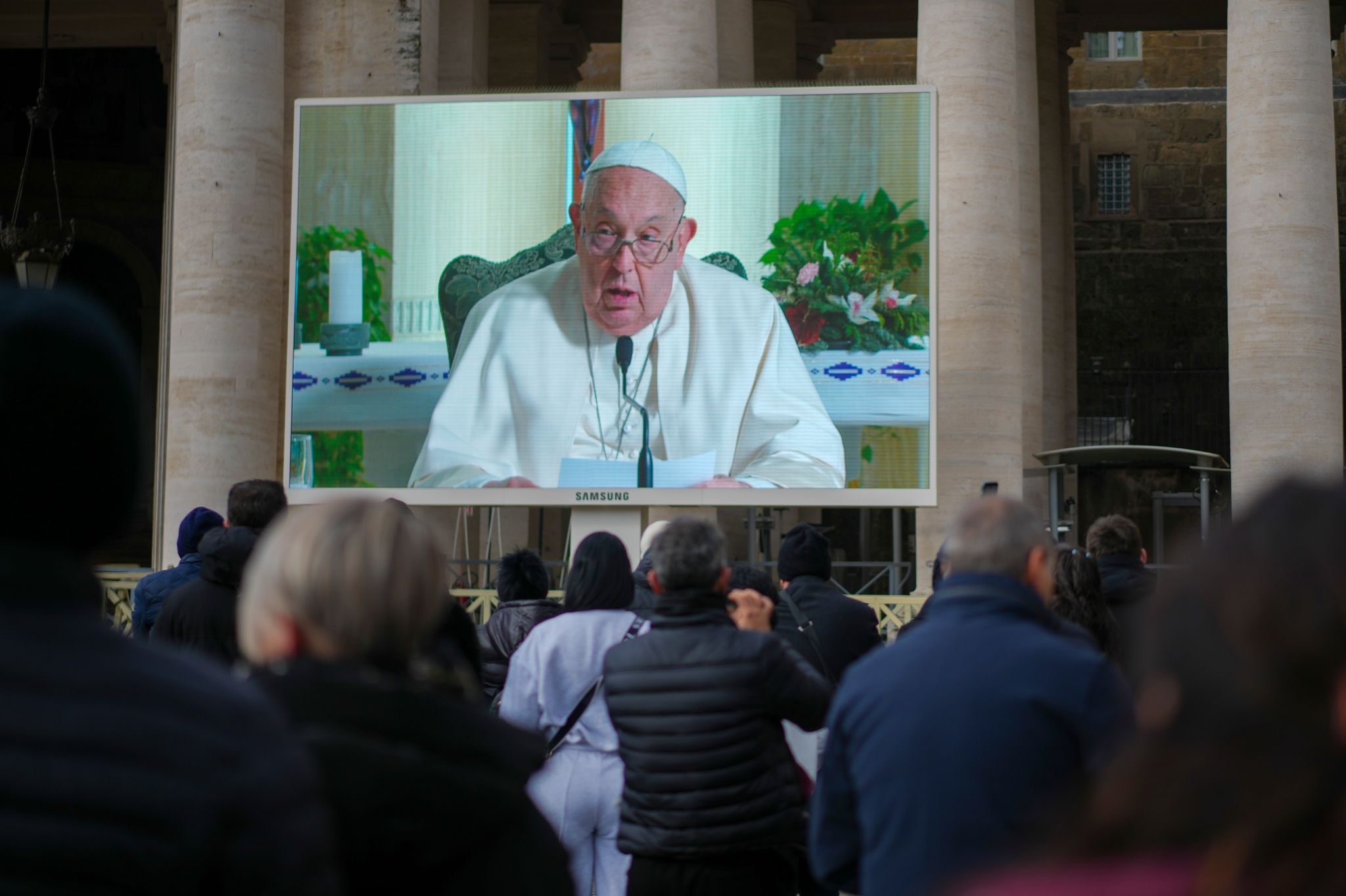 Papst Franziskus plagt seit einigen Tagen eine Erkältung.