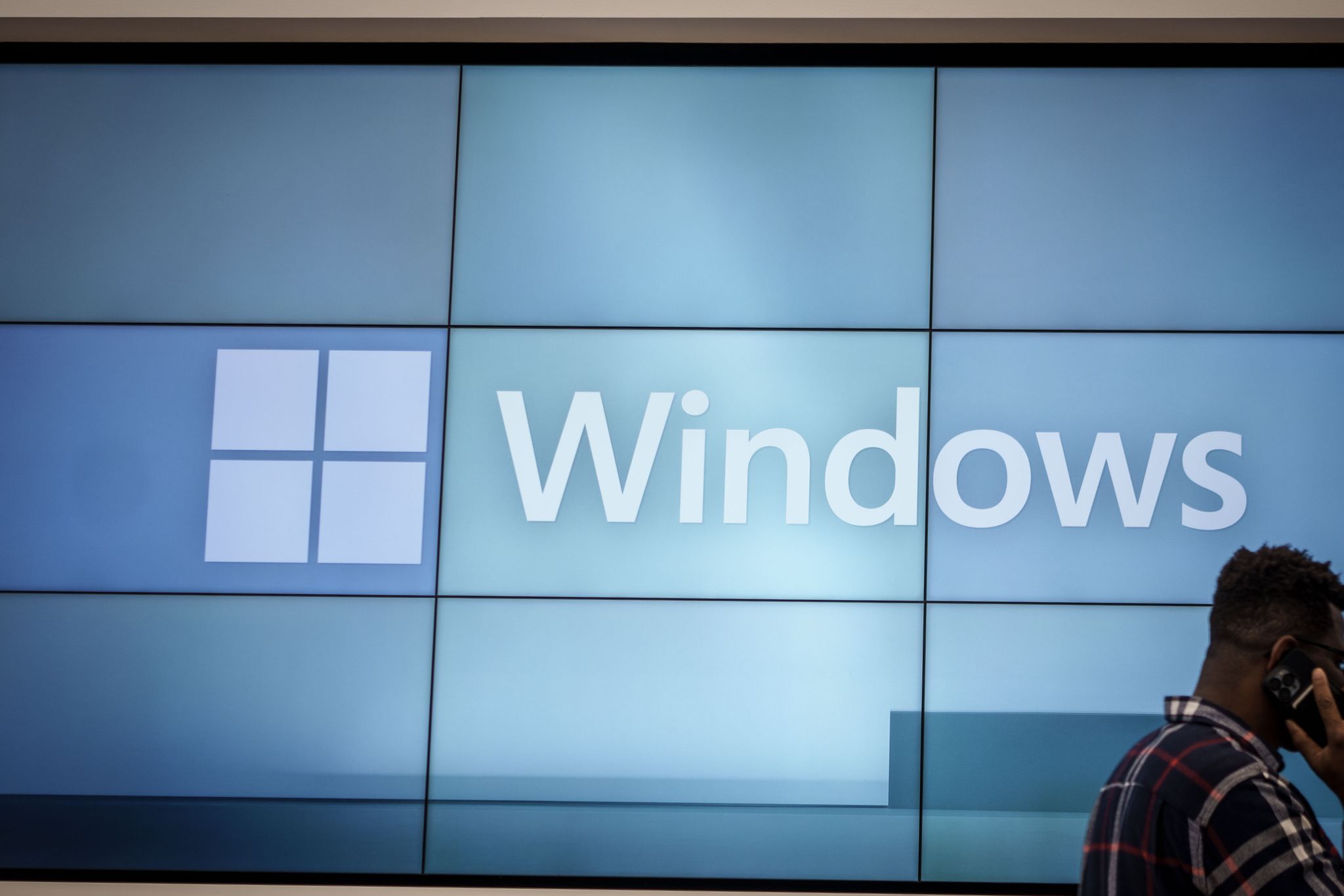 Lange Zeit setzte Microsoft bei Windows auf x86-Prozessoren. Nun werden auch Rechner mit Arm-Prozessoren unterstützt, wie man sie aus Smartphones oder Tablet kennt.