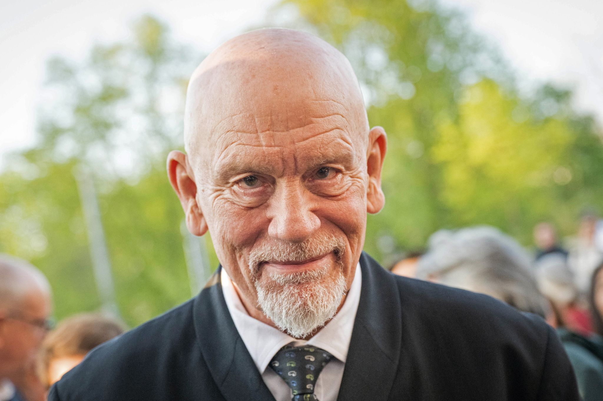 John Malkovich 2024 bei einem Termin in Bremen.