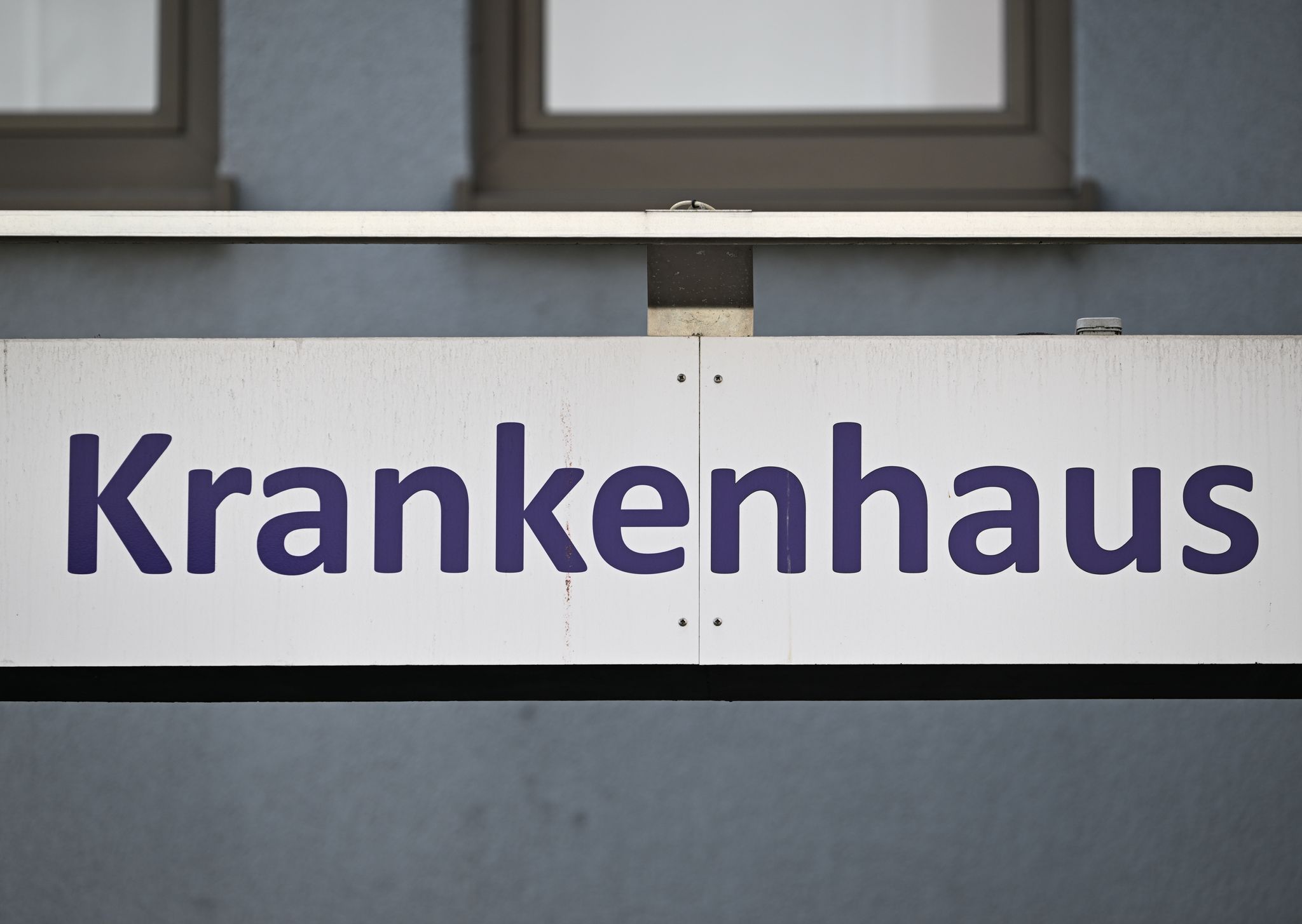 Der Streik ist zunächst aufgeschoben. Wie es weitergeht, sollen nun die Ärztinnen und Ärzte in einer Urabstimmung entscheiden. (Archivbild)