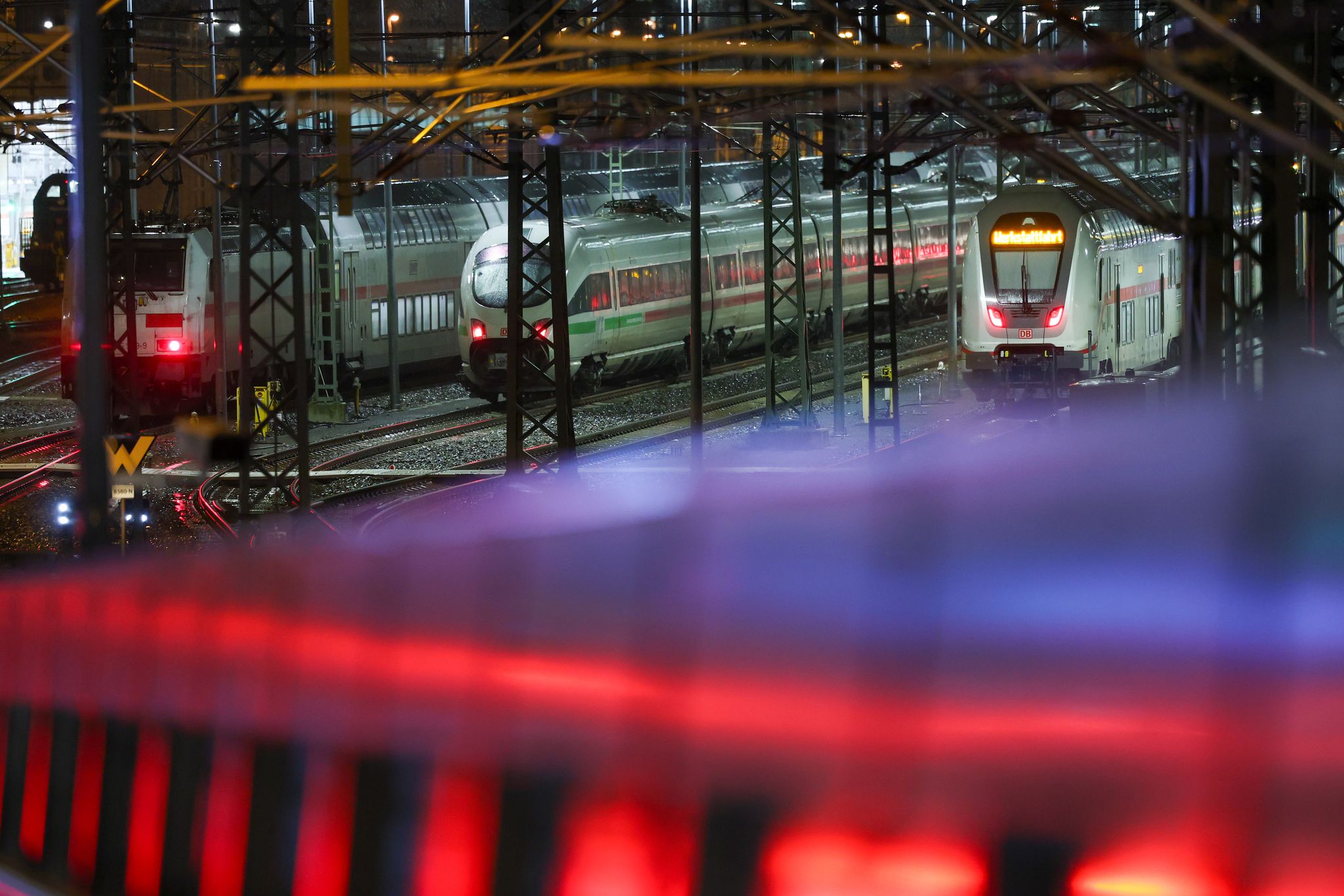 Die EVG fordert in den anstehenden Tarifverhandlungen bei der Bahn 7,6 Prozent mehr Geld.