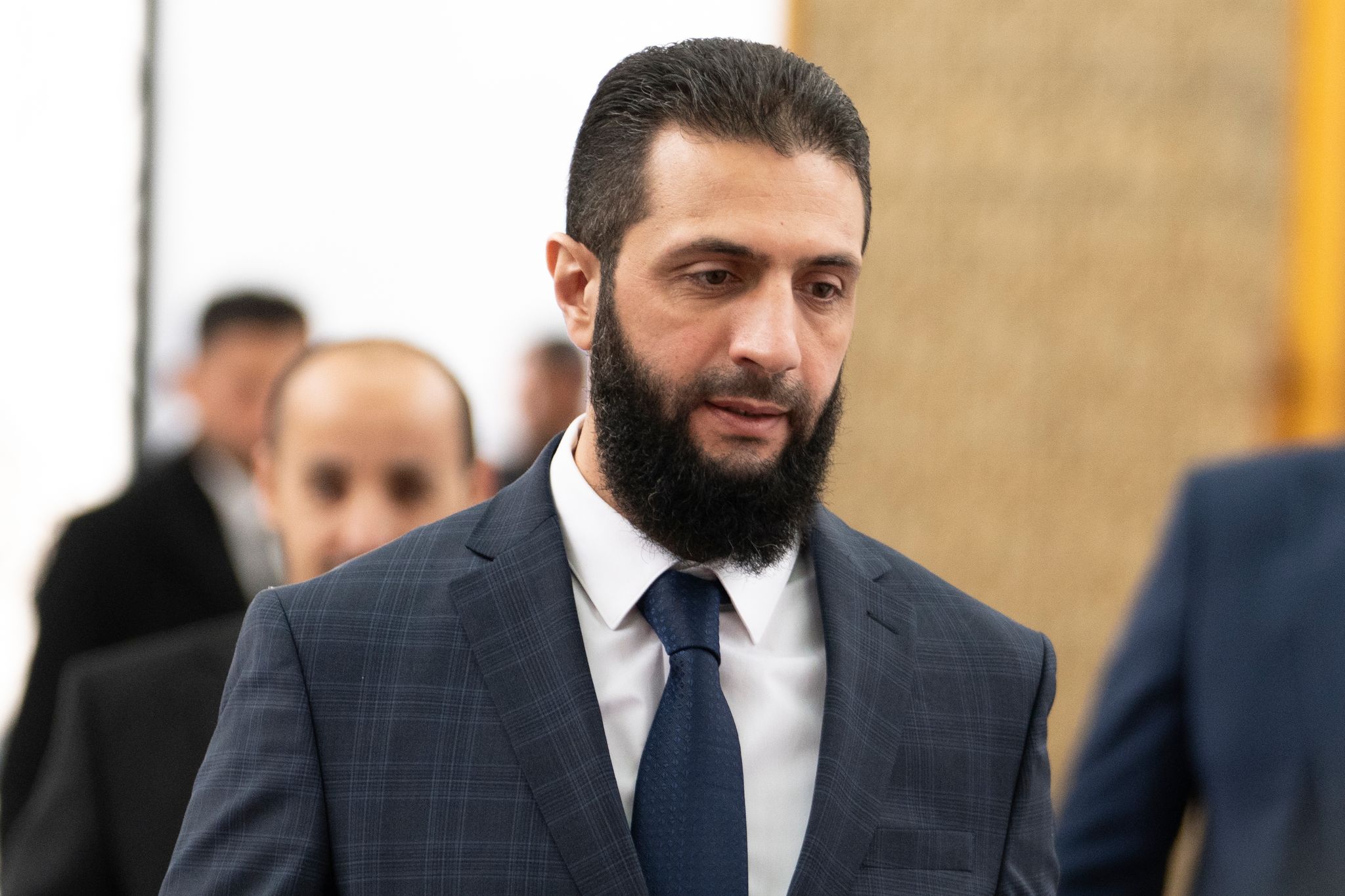 Ahmed al-Scharaa wird Übergangspräsident in Syrien.