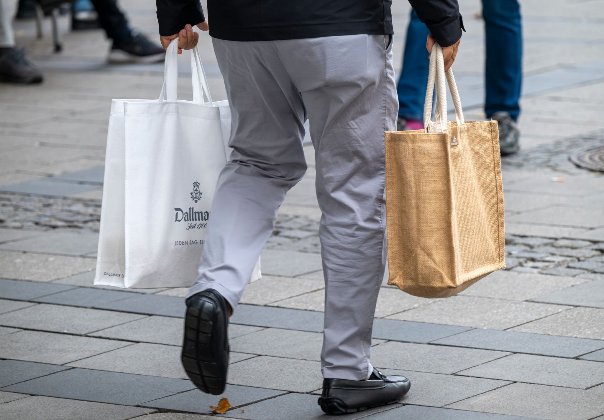 Grund für den Anstieg der Kaufkraft in Deutschland sind unter anderem gestiegene Löhne und eine Erhöhung von Transferzahlungen wie Kinder- und Wohngeld.