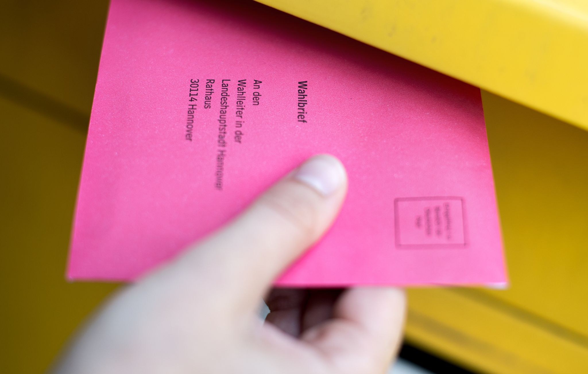 Der Wahlbrief mit dem ausgefüllten Stimmzettel muss spätestens am Wahlsonntag um 18.00 Uhr am Ziel sein (Archiv-Foto).