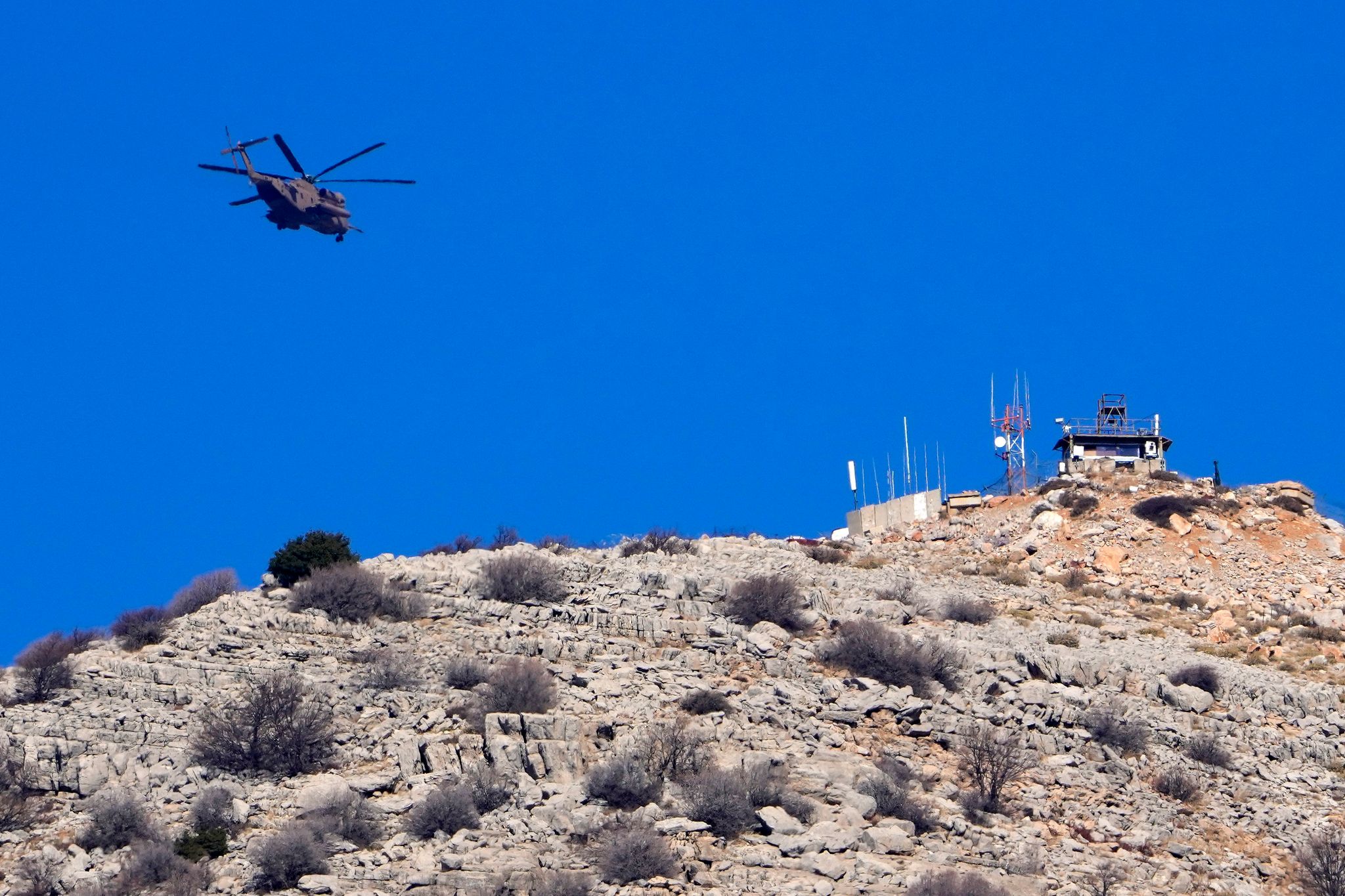 Ein israelisches Kommando-Unternehmen ist nach Armee-Angaben im September mit Hubschraubern tief in syrisches Territorium geflogen, um eine iranische Raketenfabrik zu zerstören.