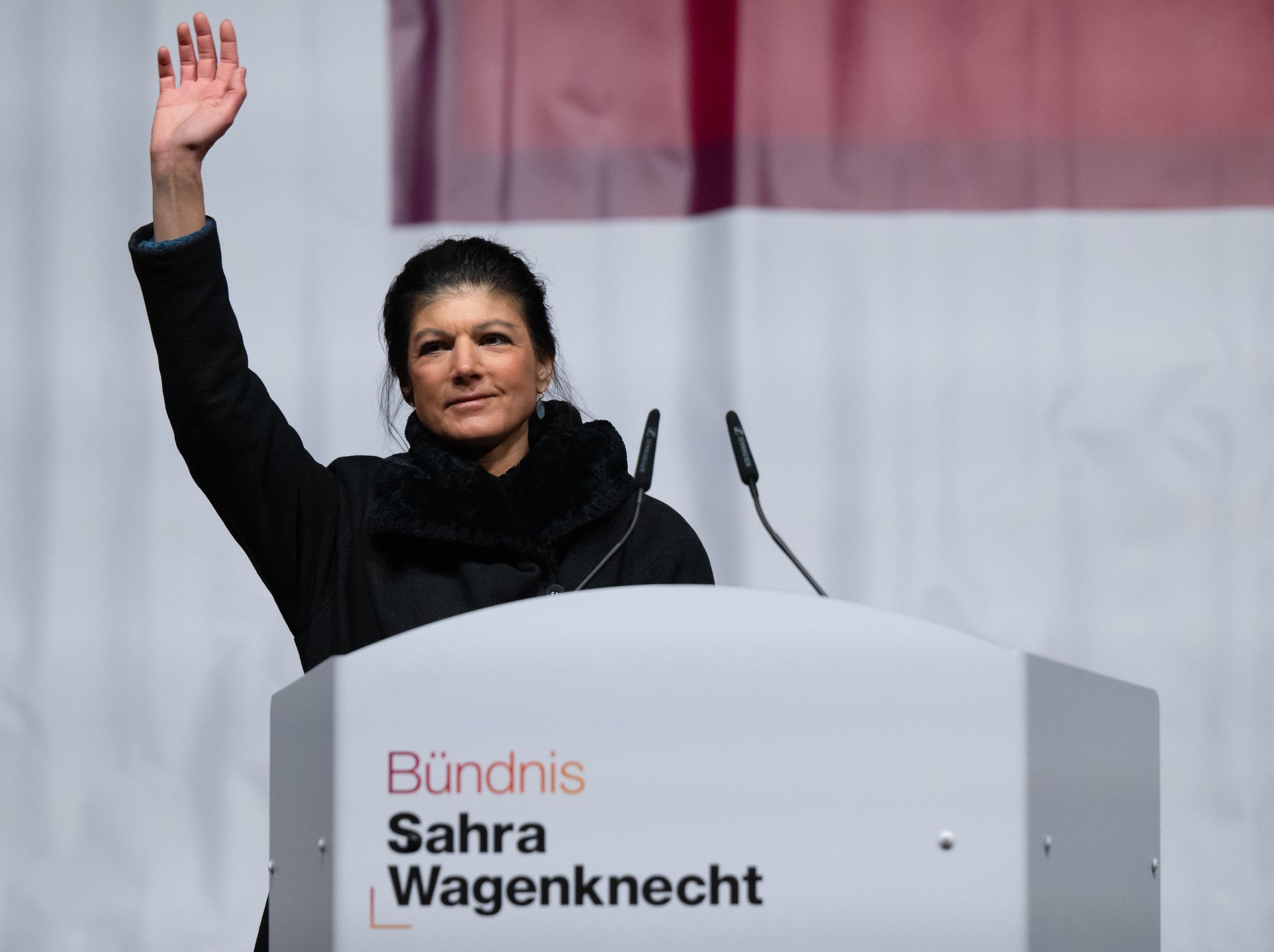 Parteigründerin Sahra Wagenknecht verknüpft ihr politisches Schicksal mit dem Erfolg bei der Bundestagswahl. (Archivbild)