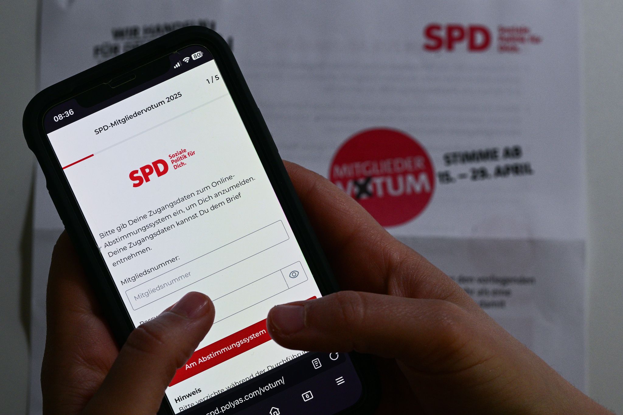 SPD-Generalsekretär Miersch berichtet von großer Diskussionsbereitschaft.