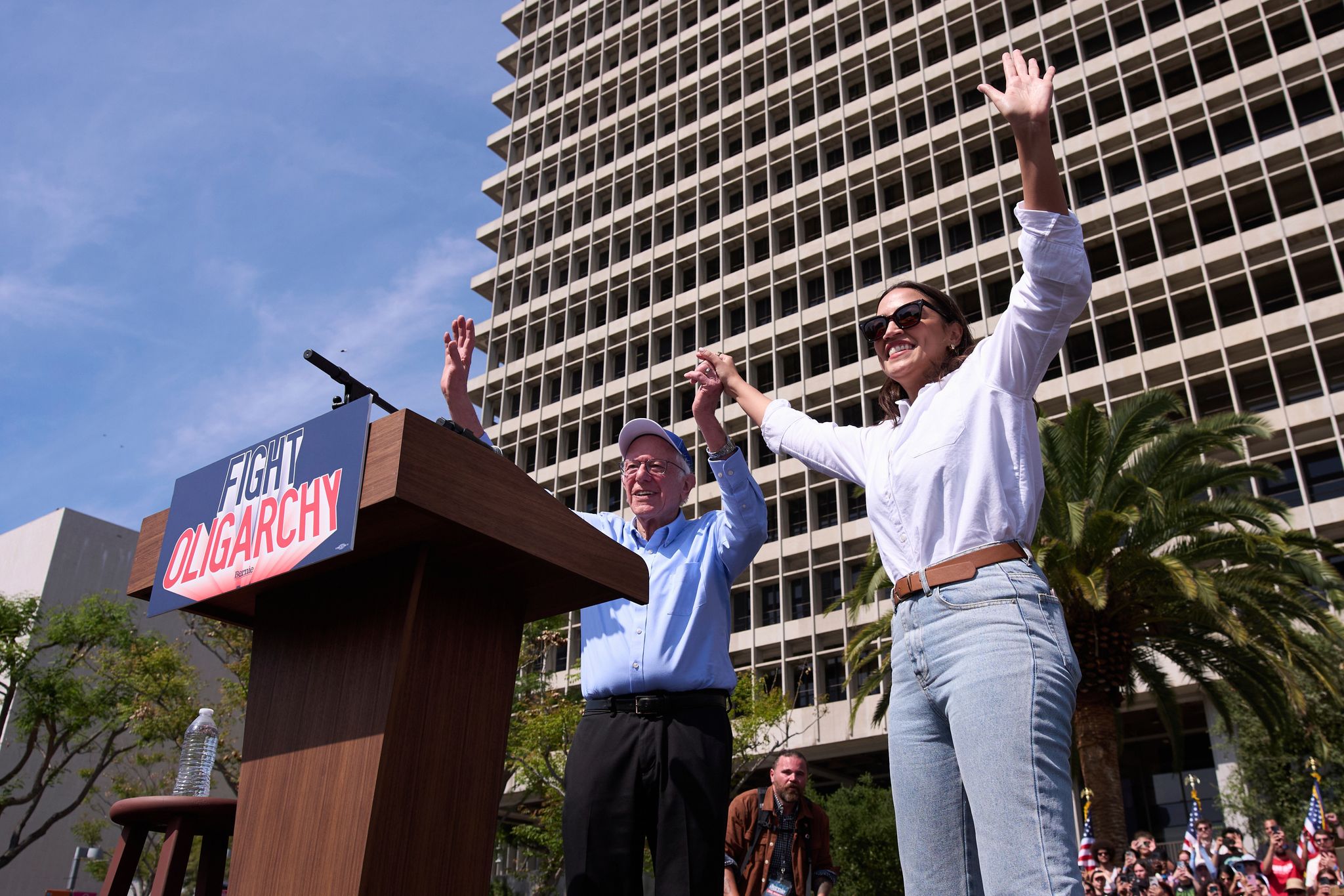 Sanders und Ocasio-Cortez bei einer gemeinsamen Veranstaltung im kalifornischen Los Angeles.
