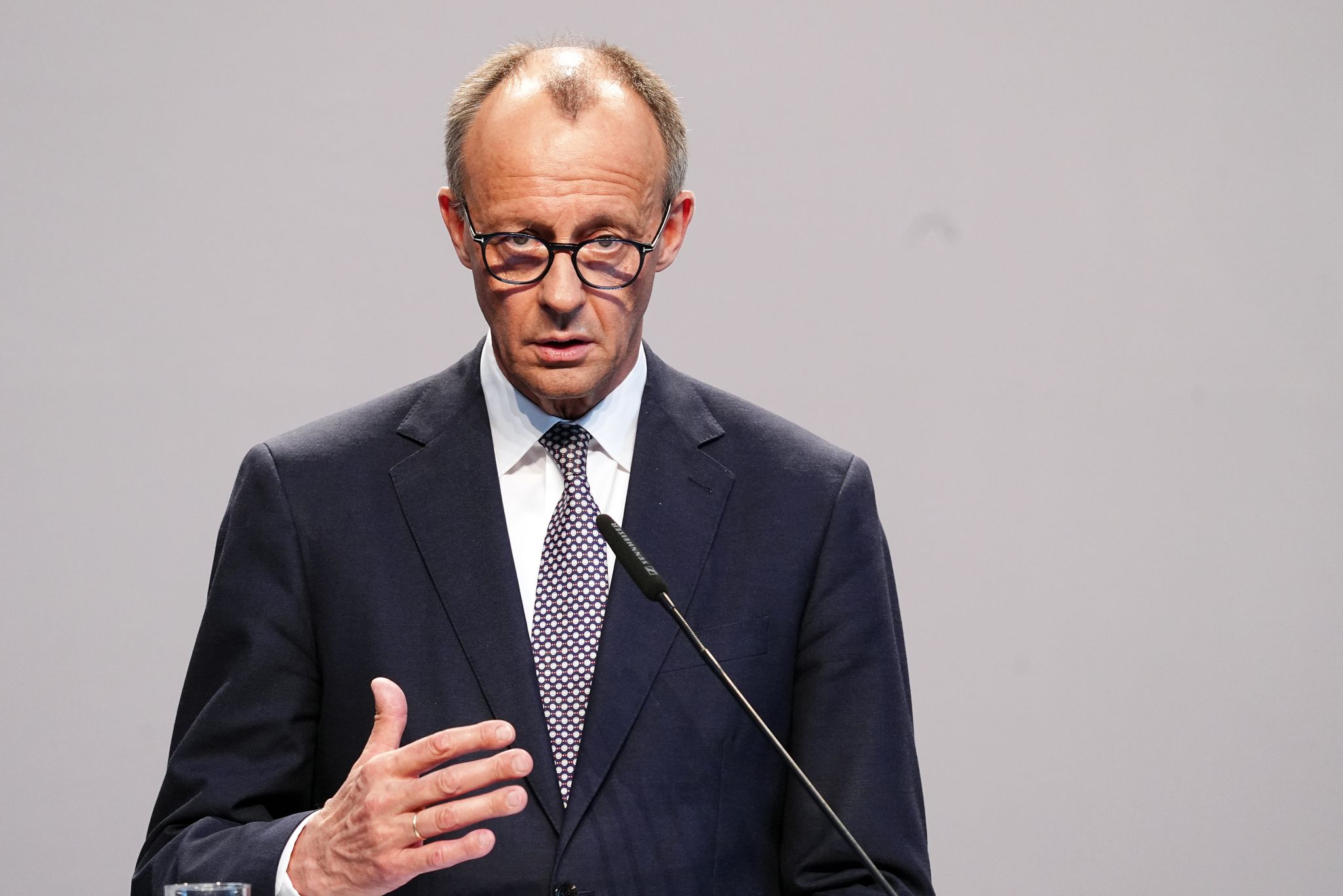 Kurzzeitig habe die Koalition auf der Kippe gestanden, sagt Merz. (Archivbild)