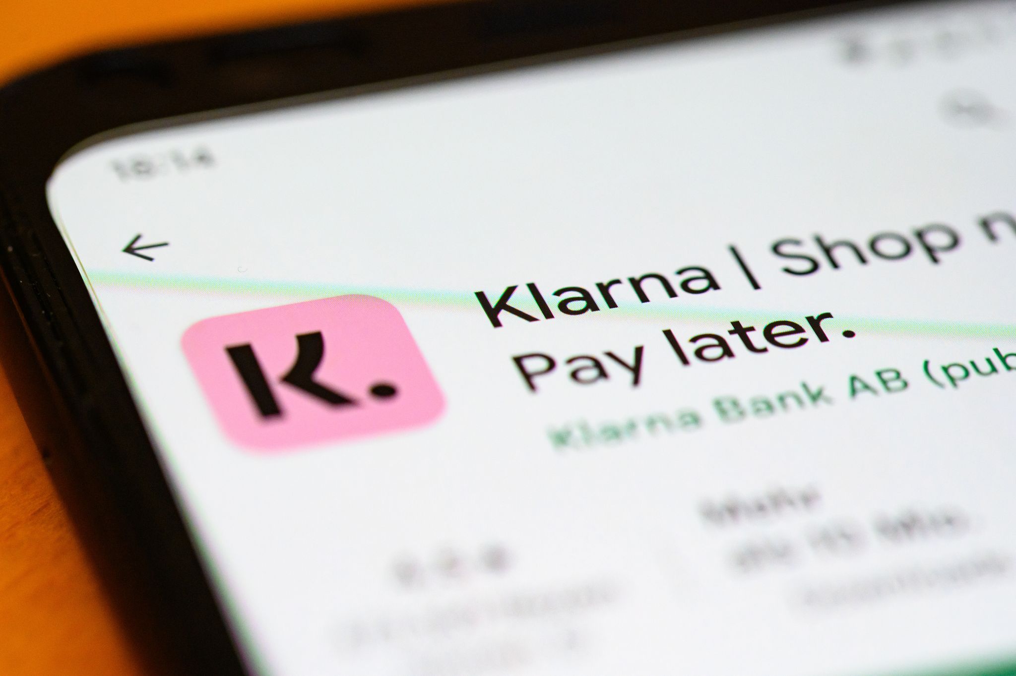 Die App des schwedischen Zahlungsanbieters Klarna. Die Finanzfachleute der Unternehmensberatung Strategy& erwarten, dass die großen digitalen Finanzdienstleister etablierte Banken weiter bedrängen werden. (Foto: Illustration)