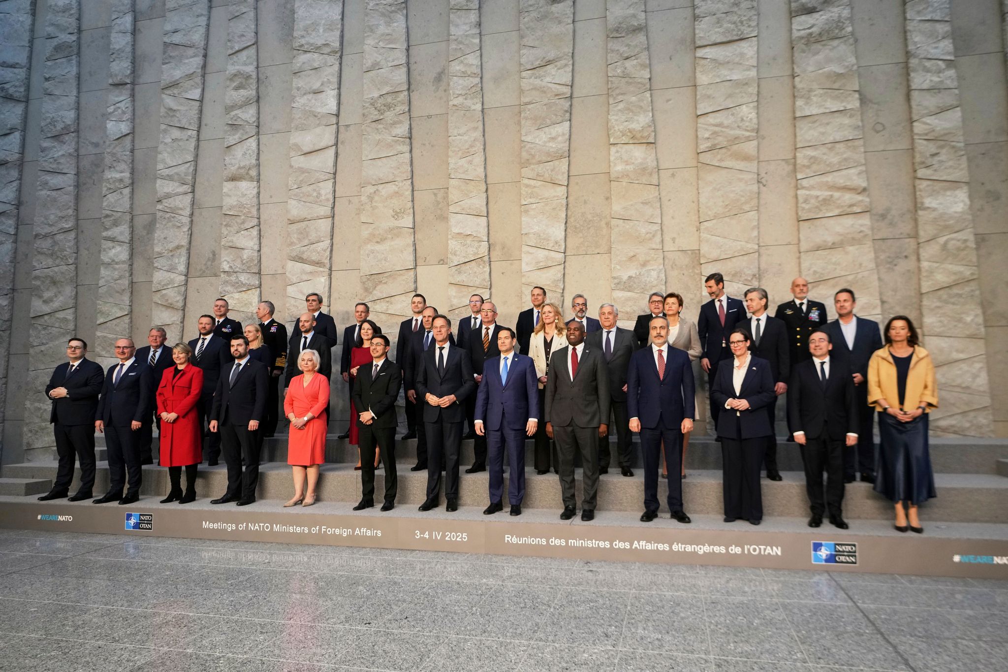 Die Nato-Außenminister beraten in Brüssel.