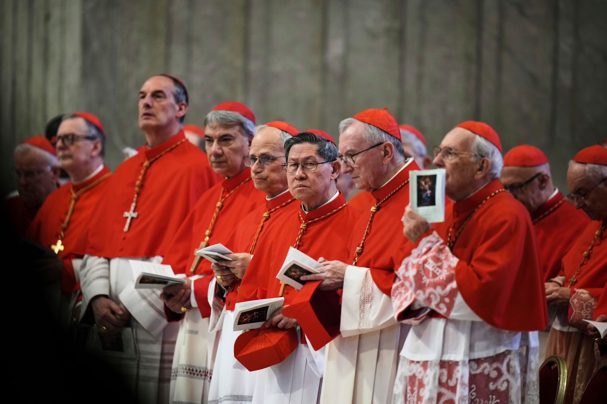 Nach und nach trudeln die Kardinäle der Weltkirche in Rom ein.
