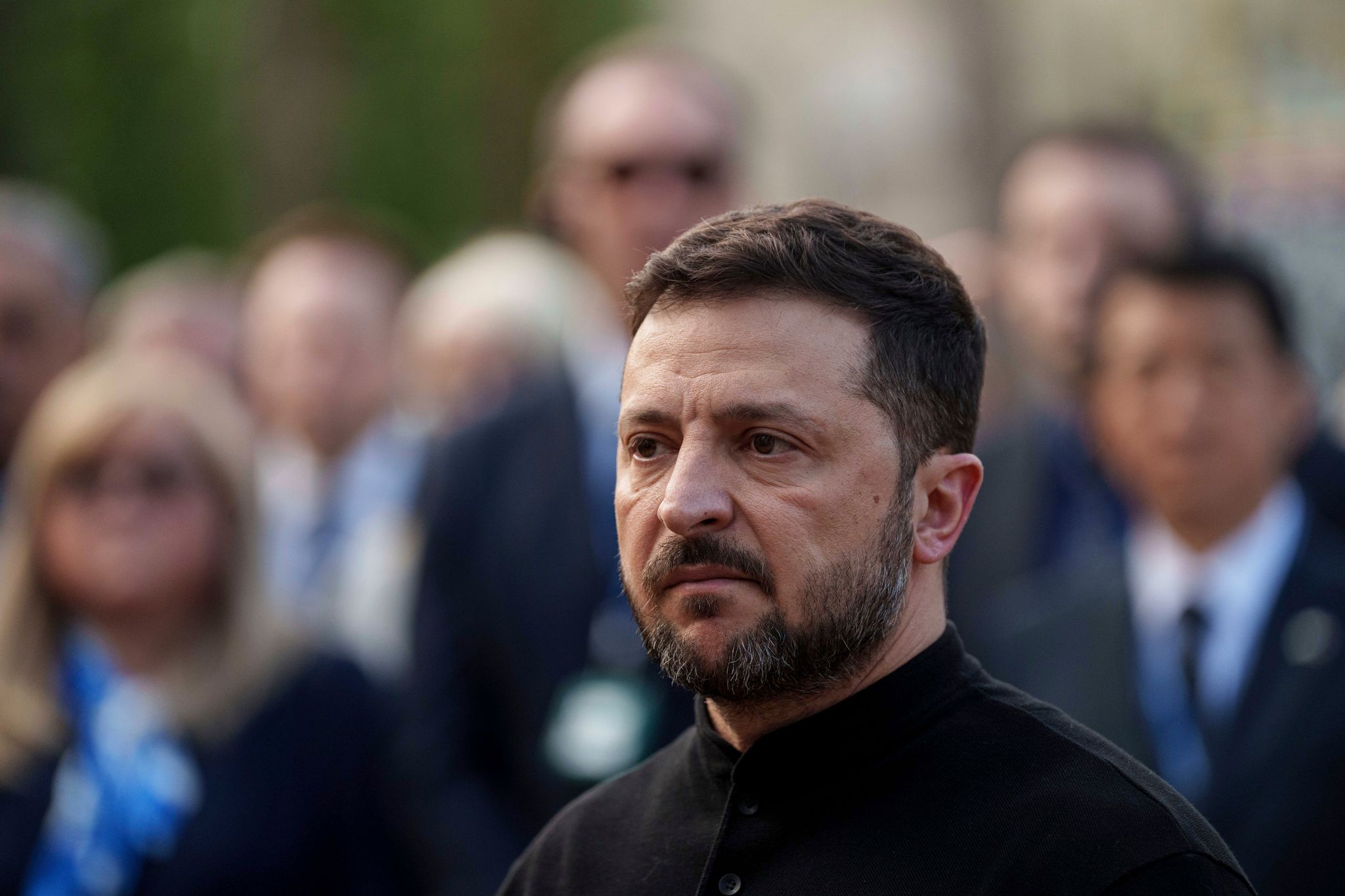 Nahezu täglich muss der ukrainische Präsident Wolodymyr Selenskyj an neue Opfer von russischen Angriffen erinnern. (Archivbild)