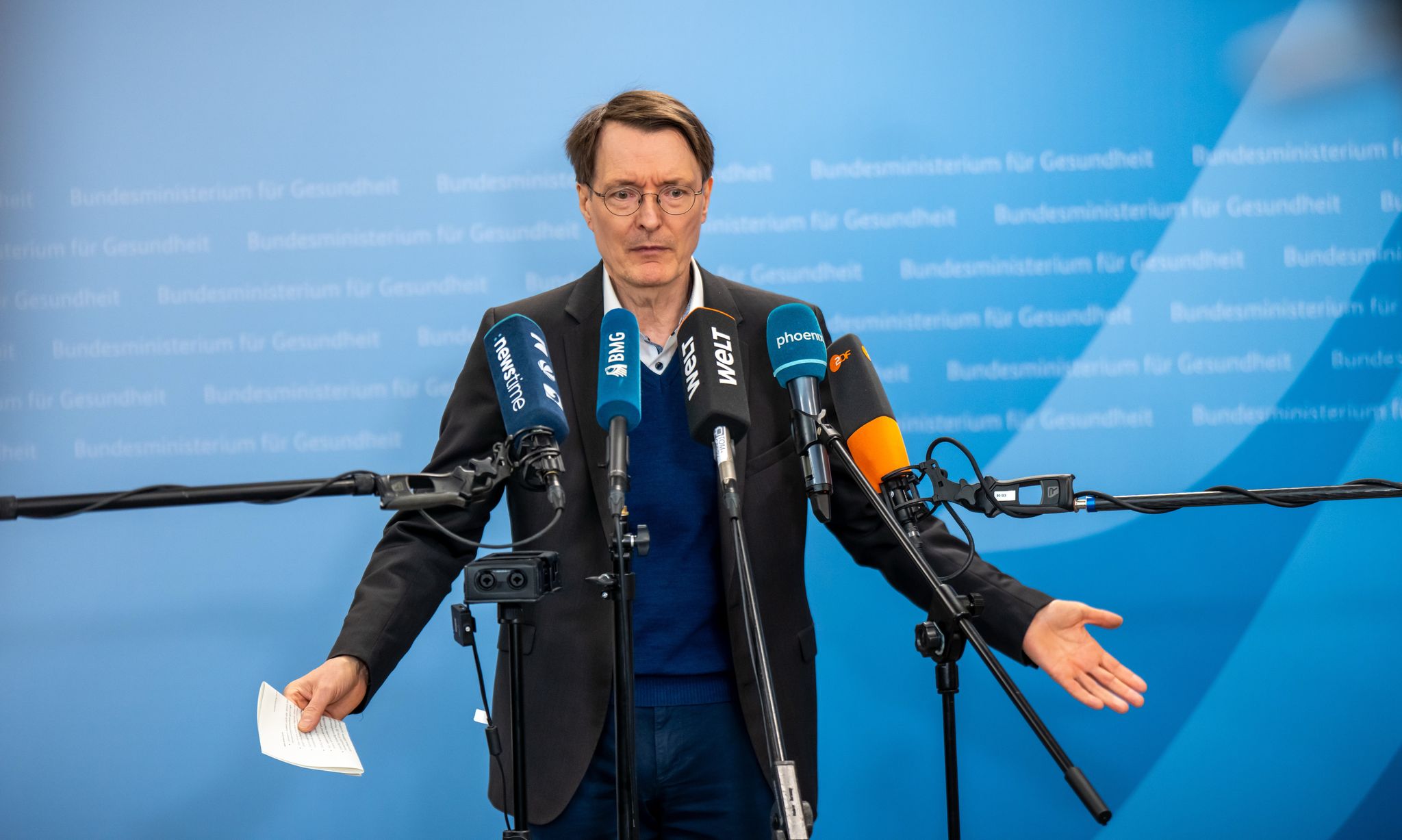 Von der elektronischen Patientenakte erhofft sich der scheidende Gesundheitsminister Karl Lauterbach (SPD) große Verbesserungen.