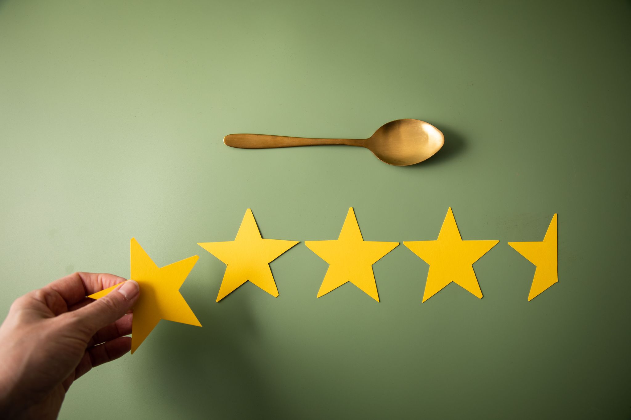 Die Anzahl der Sterne bei Bewertungen kann eine Richtung anzeigen, mehr aber auch nicht.