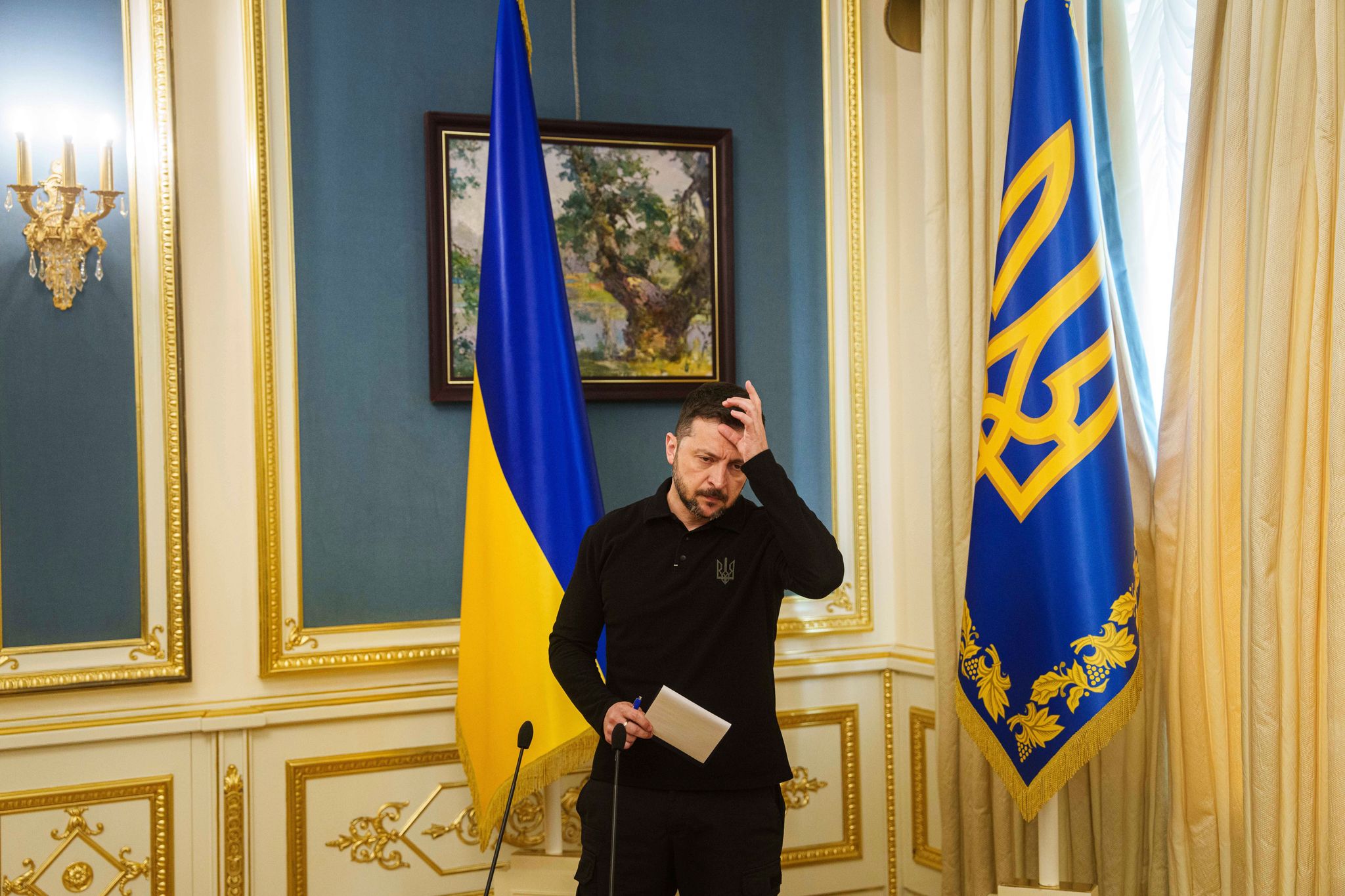 Vor den Unterredungen in London schließt der ukrainische Präsident Wolodymyr Selenskyj Gebietsabtretungen an Russland aus.