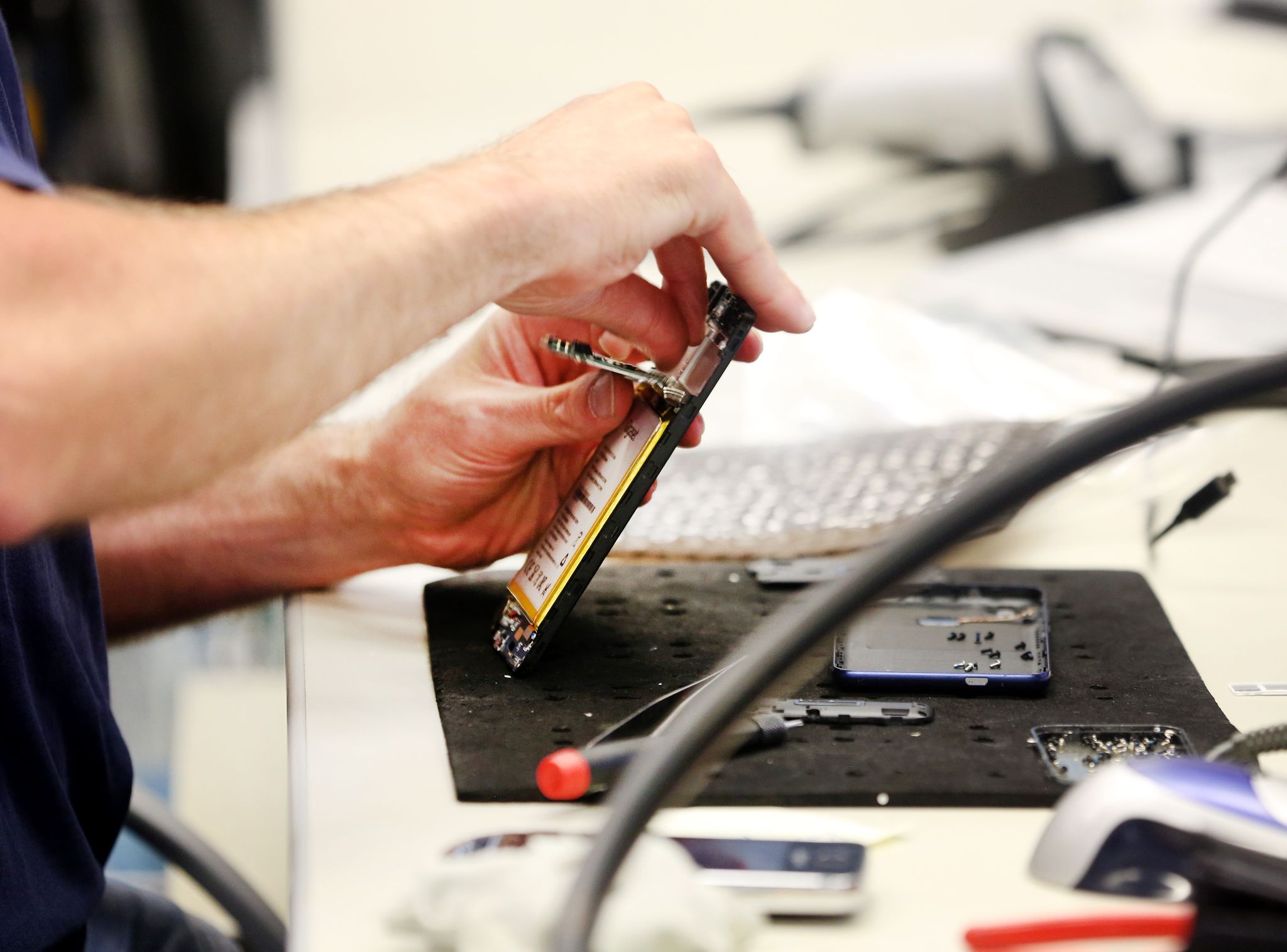 Neue Regeln für mehr Nachhaltigkeit: Ab dem 20. Juni 2025 gelten längere Update- und Ersatzteilfristen für Mobilgeräte.