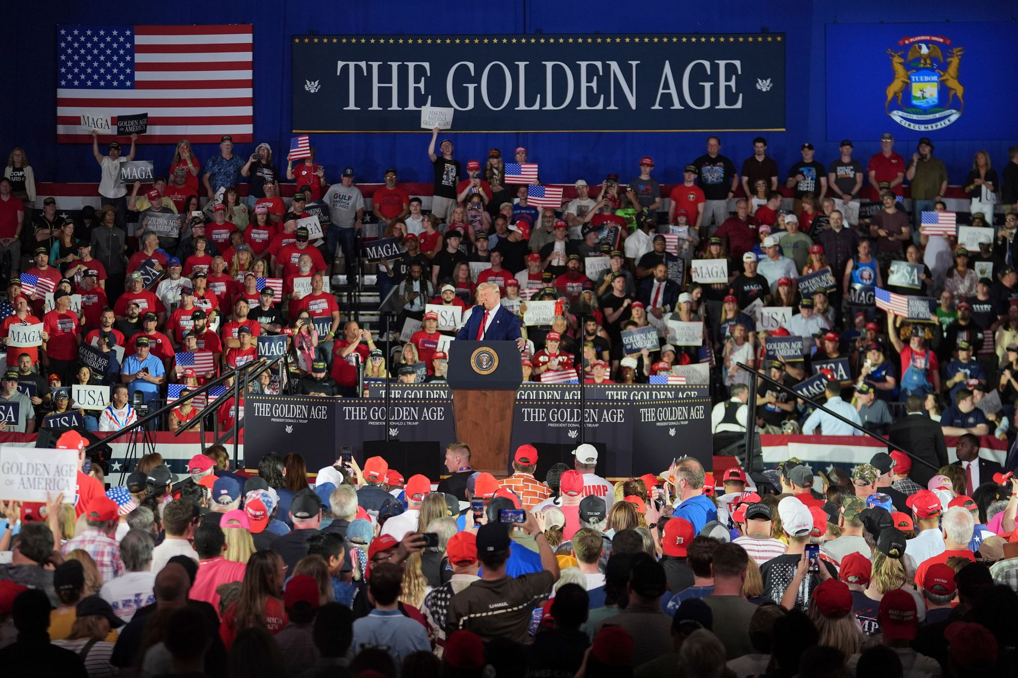 Gegen seine politischen Gegner dagegen teilte er einmal mehr hart aus.