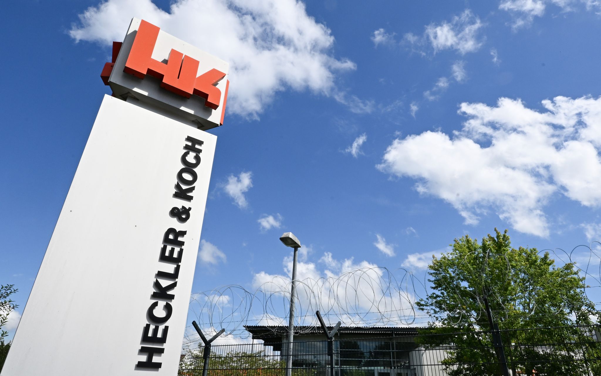 Dunkle Wolken sind in den geschäftlichen Perspektiven von Heckler & Koch nicht zu erkennen.