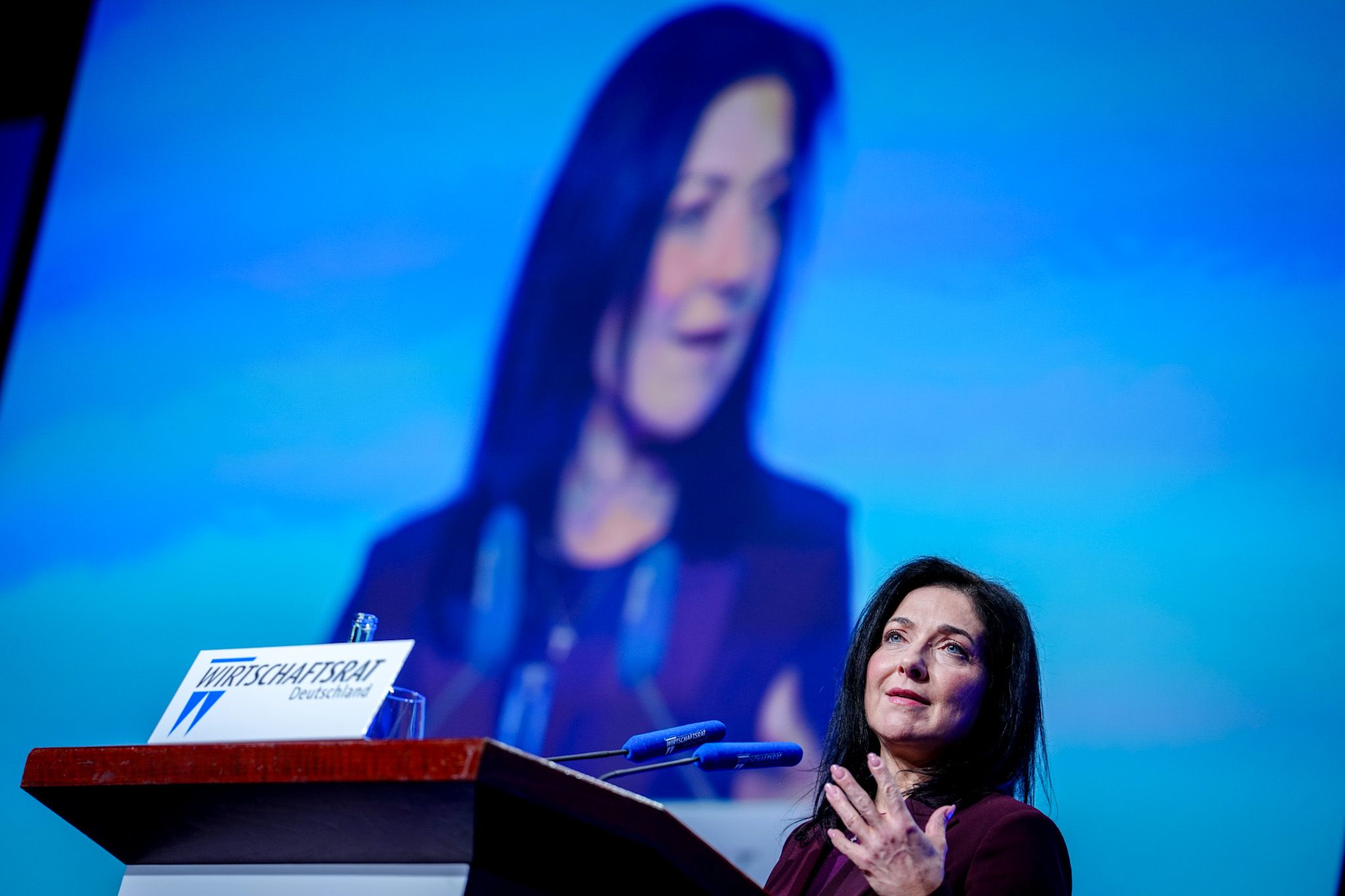 Die neue Wirtschaftsministerin Katharina Reiche (CDU) will einiges anders machen als ihr Vorgänger Robert Habeck von den Grünen.
