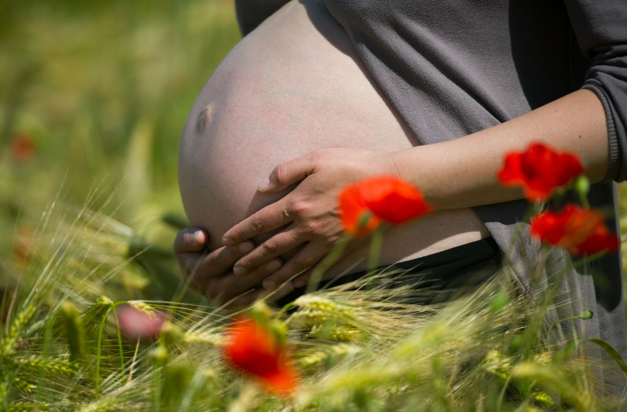 Hitze kann für Schwangere gefährlich werden. (Archivbild)
