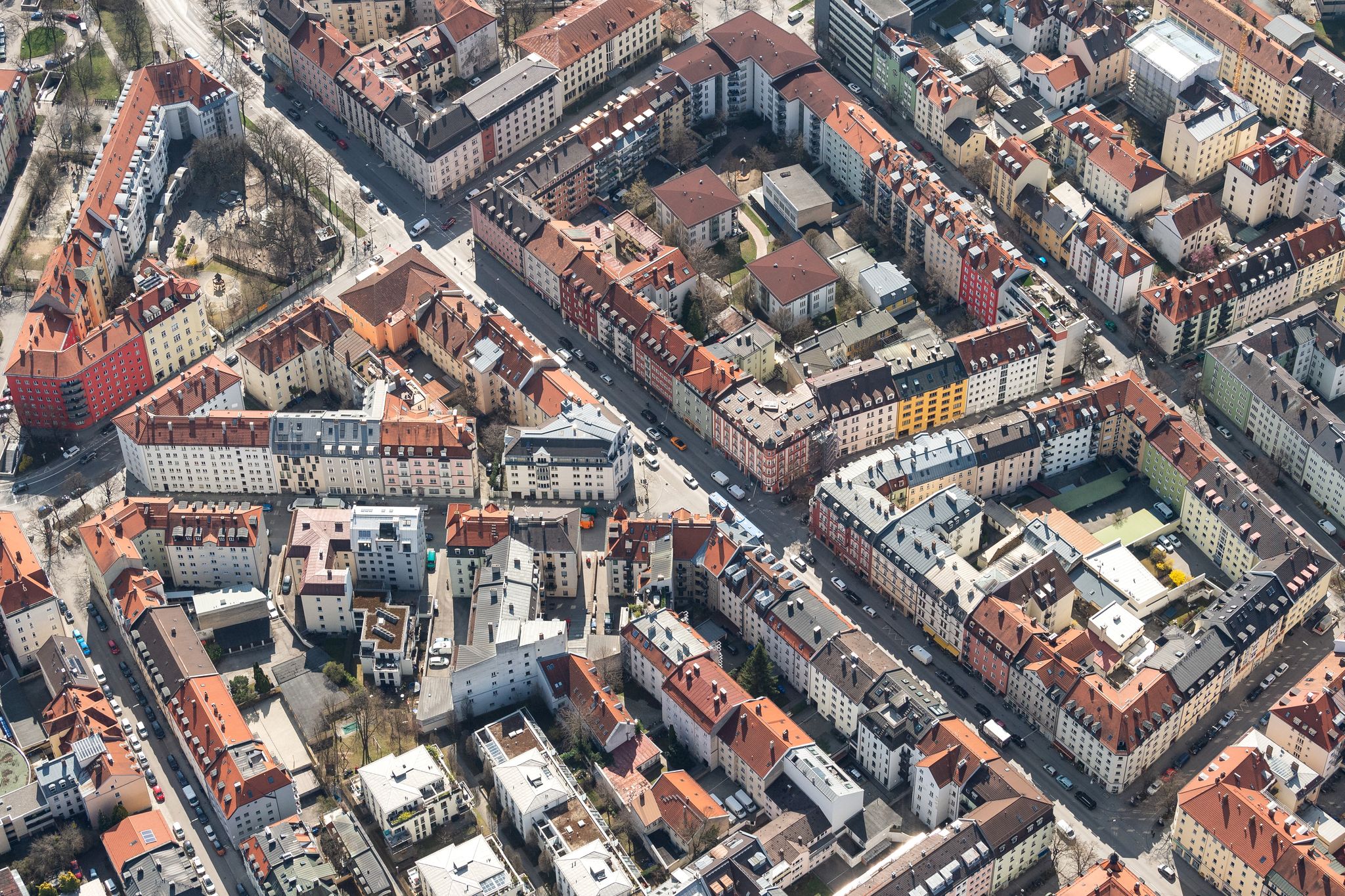 Die Immobilienpreise ziehen wieder stark an wie hier in München (Archivbild)