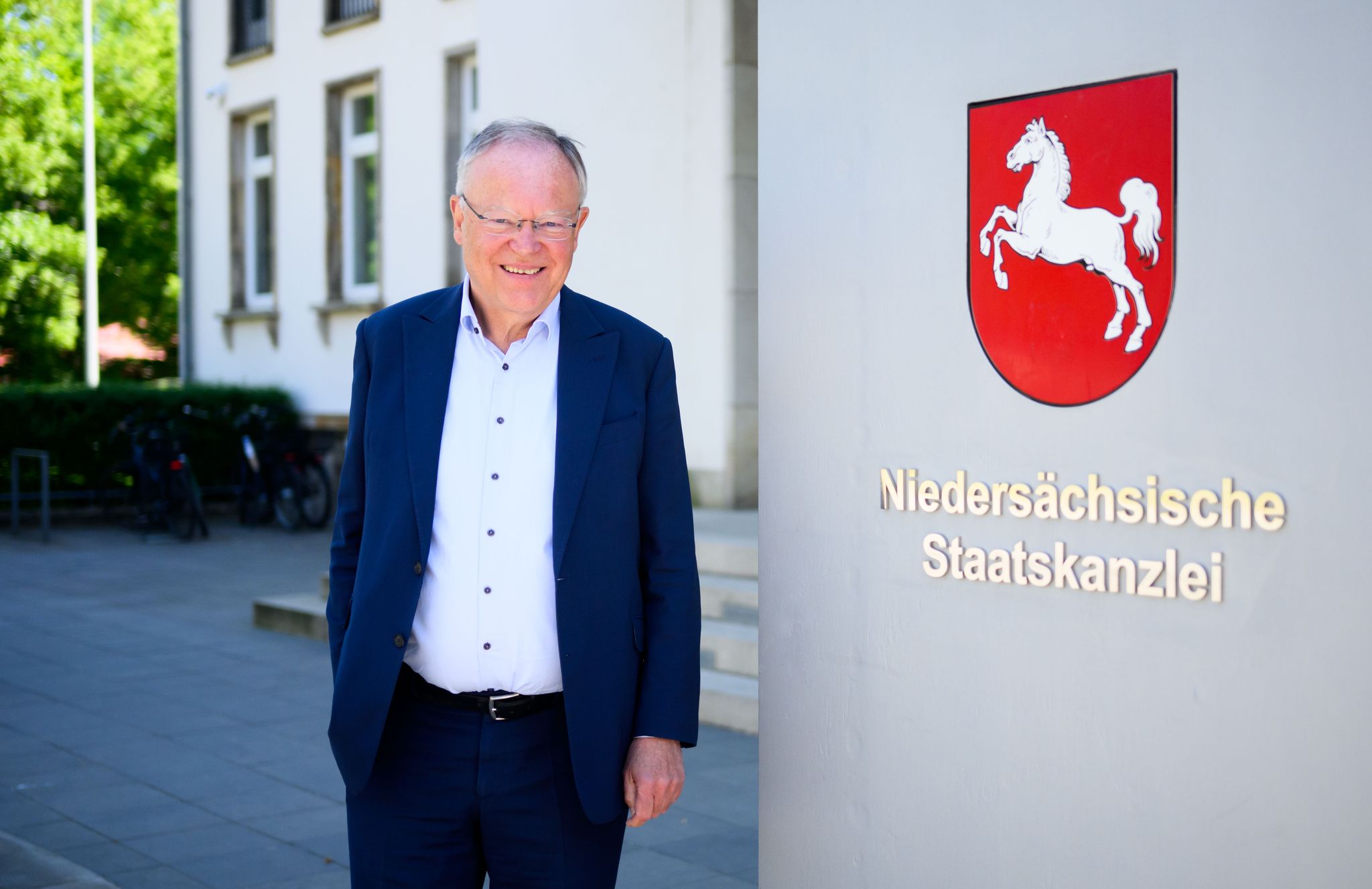 Niedersachsens langjähriger Ministerpräsident Stephan Weil hat für kommende Woche seinen Rücktritt eingereicht.