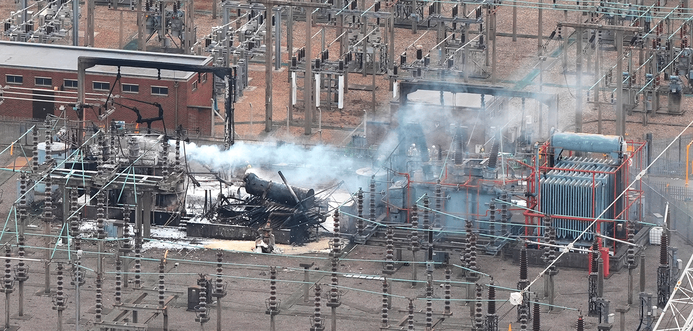 Foto: dpa picture alliance/empics/Jonathan Brady Heathrow London Brand