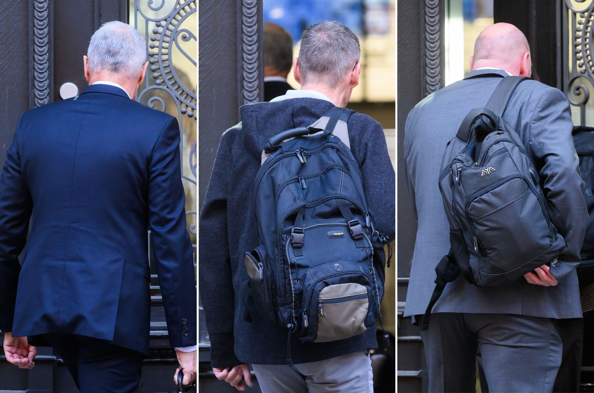 Drei der vier Angeklagten im Prozess um den VW-Abgasskandal vor dem Eingang des Landgerichts Braunschweig. Am Montag soll das Urteil fallen. (Archivbild)