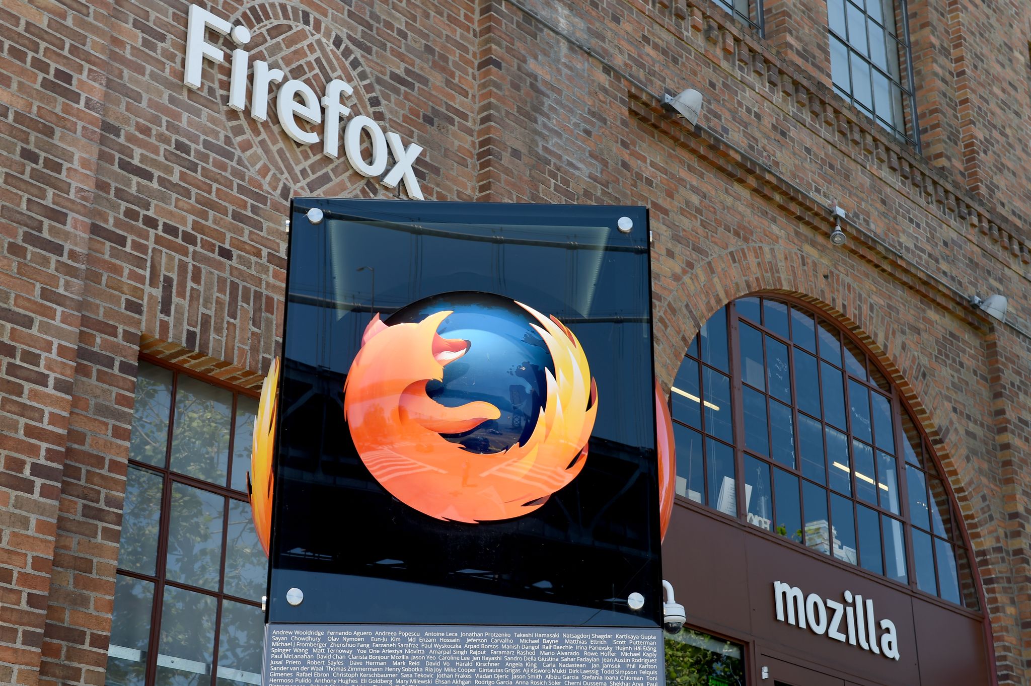 Mozilla fokussiert sich auf Firefox: Neue Funktionen wie Tab-Gruppen und verbesserte Lesezeichenverwaltung sollen Pocket-Funktionen im Browser ersetzen.