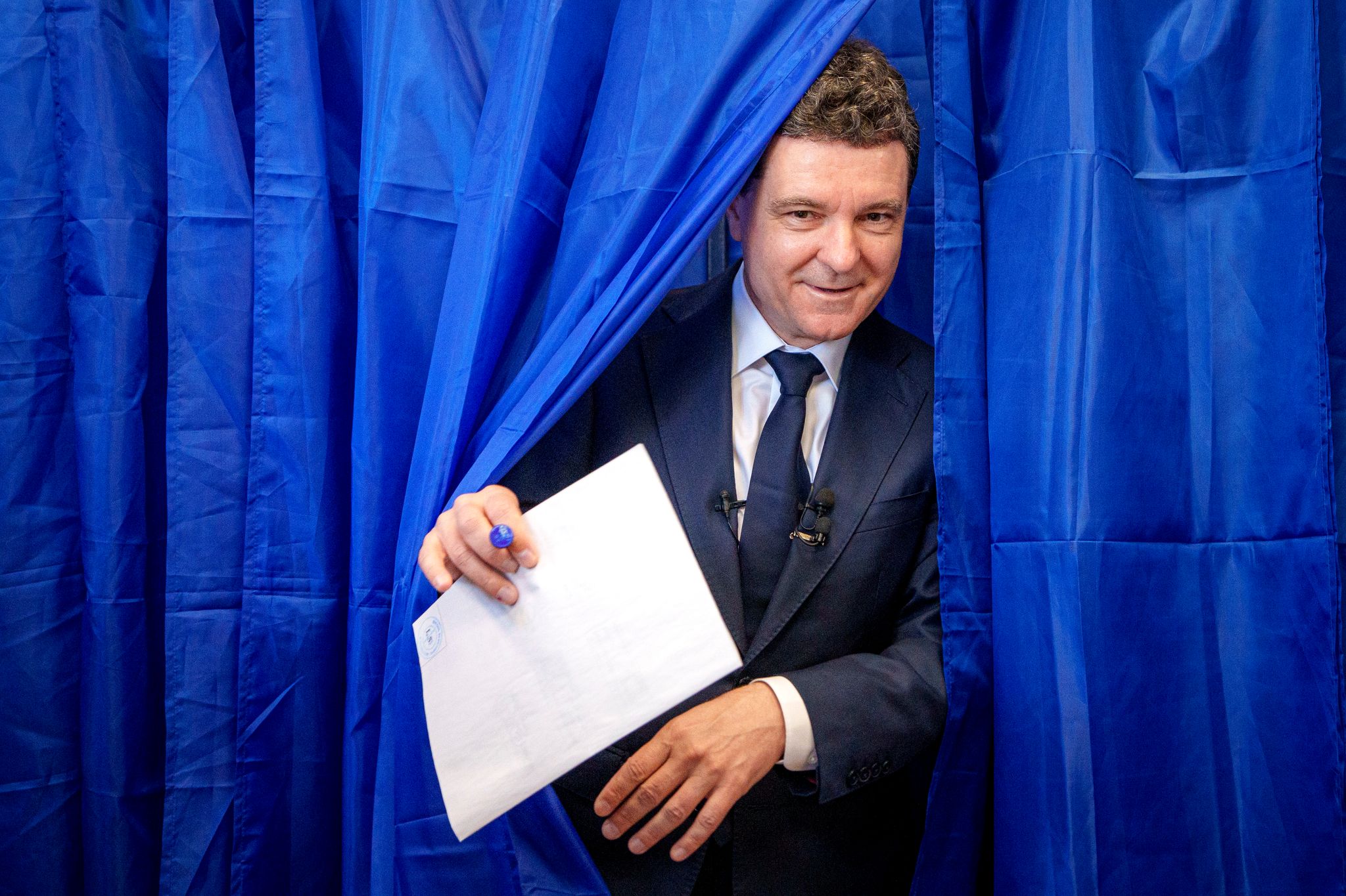 Präsidentenkandidat Nicusor Dan, parteiloser Bürgermeister von Bukarest, hat es wahrscheinlich in die Stichwahl geschafft.