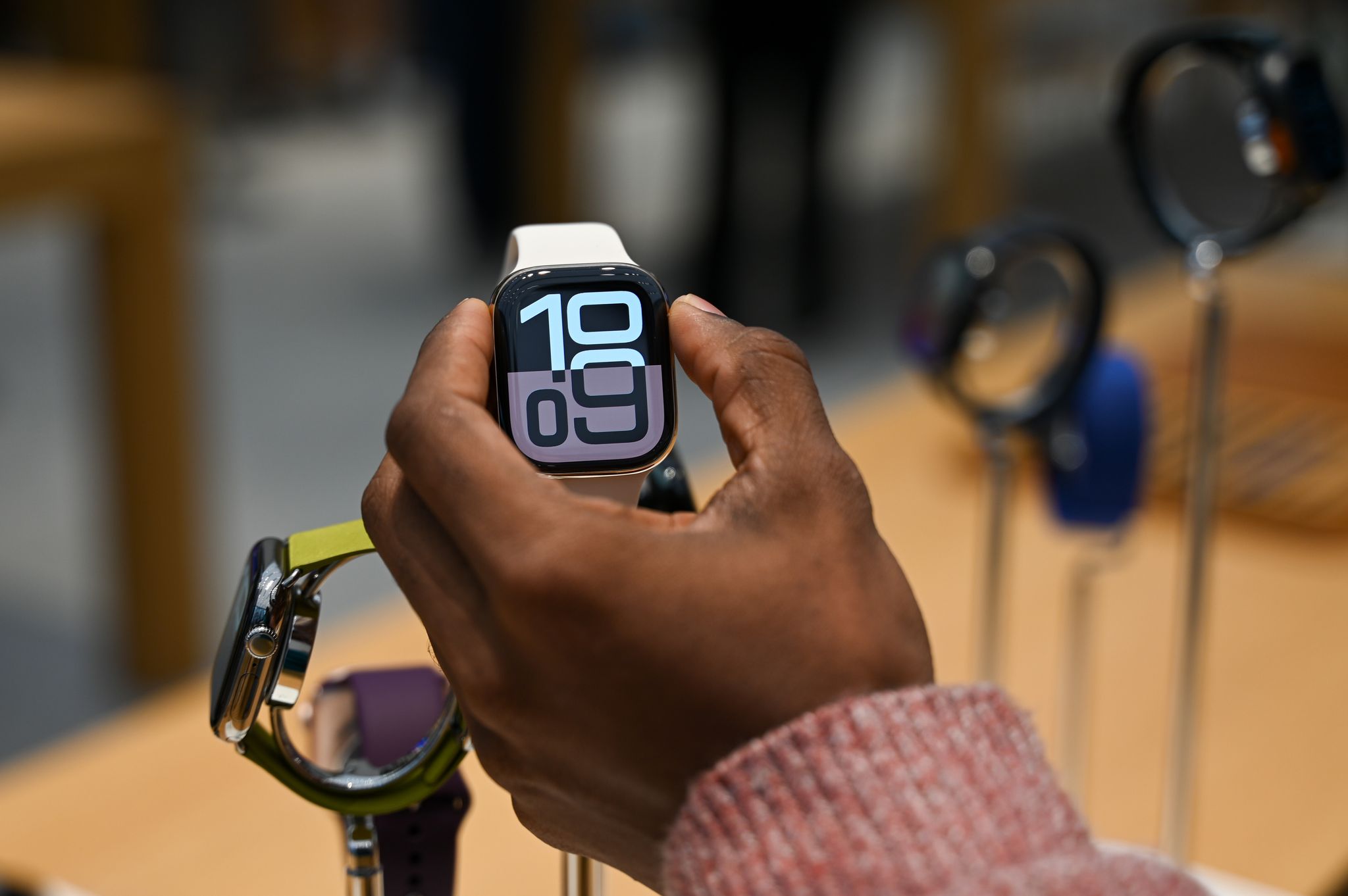 Unter den Testsiegern: «Apple Watch Series 10 Aluminium (GPS) 46 mm» für 467 Euro.