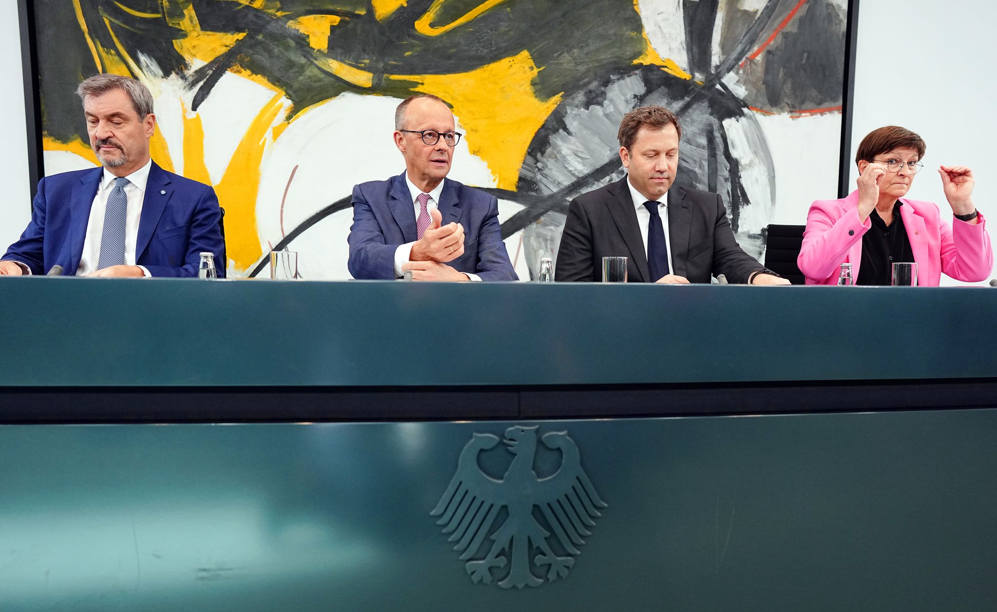 Koalitionsausschuss beschließt Programm bis zum Sommer.
