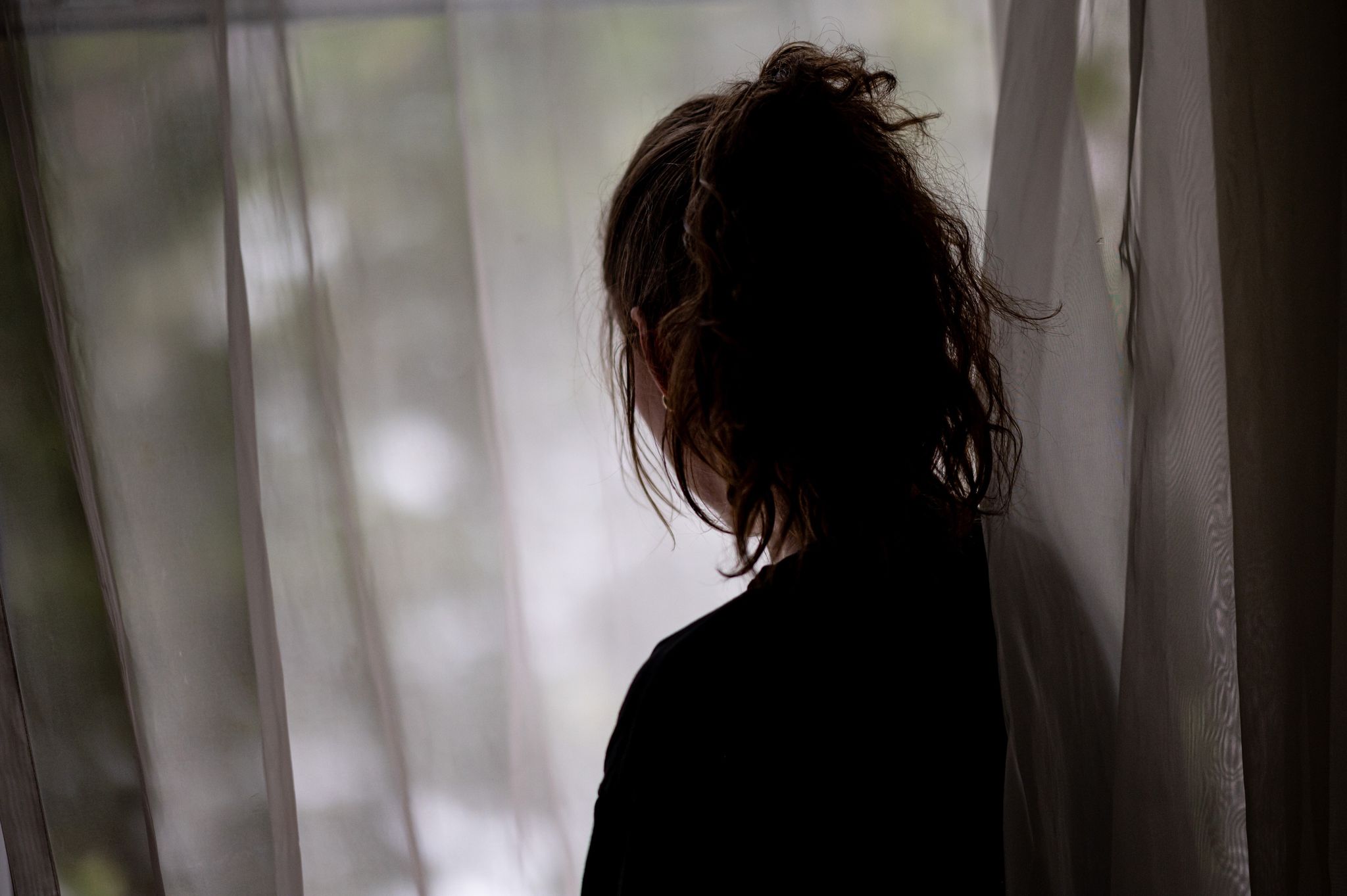Selbstbestimmung im Fokus: Nach einer Fehlgeburt können Frauen zwischen Mutterschutz, Arbeitsunfähigkeit oder Rückkehr zur Arbeit wählen.