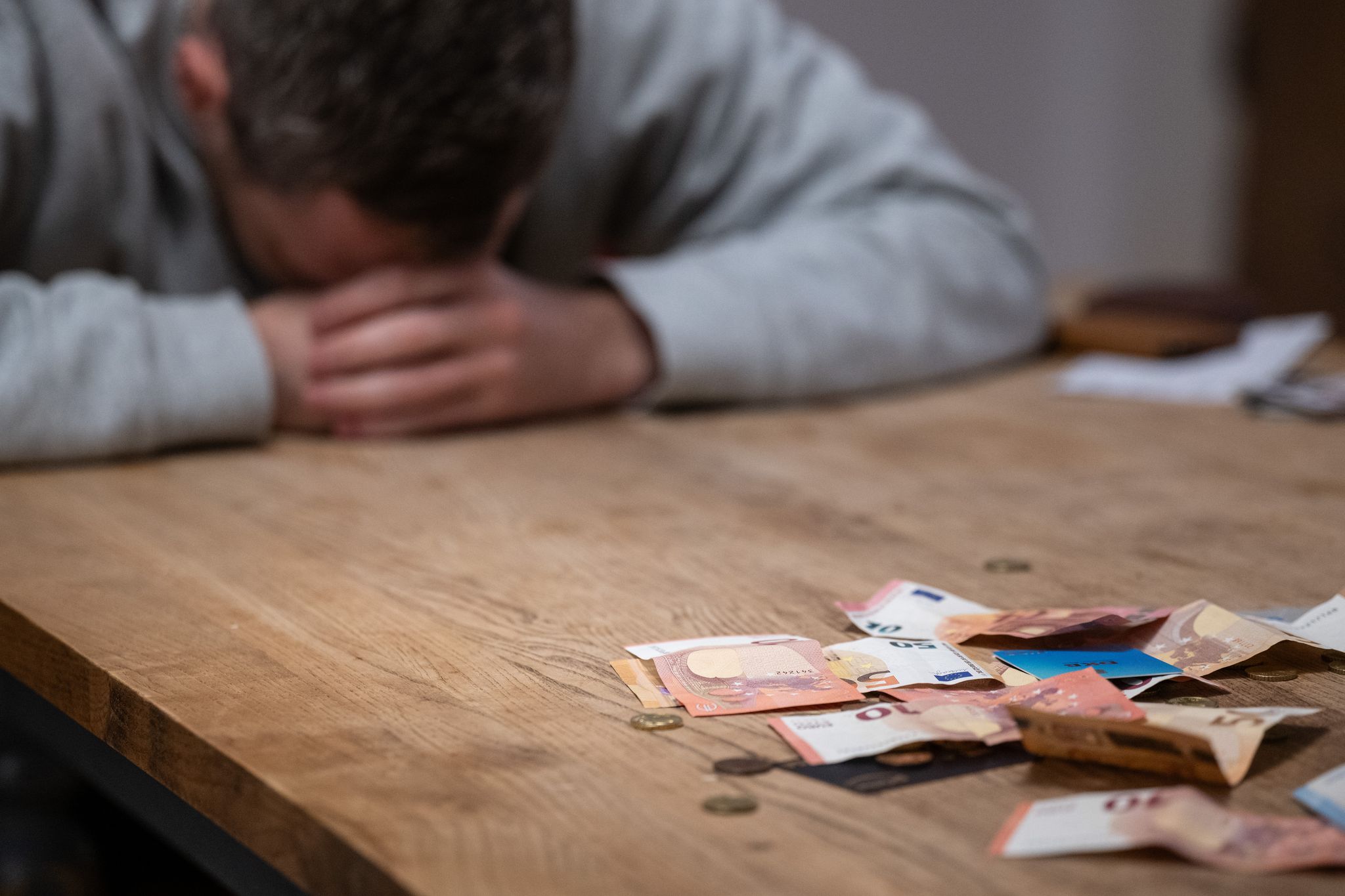 Krankheit, Arbeitslosigkeit, Scheidung sind die Hauptgründe für Überschuldung (Symbolbild)