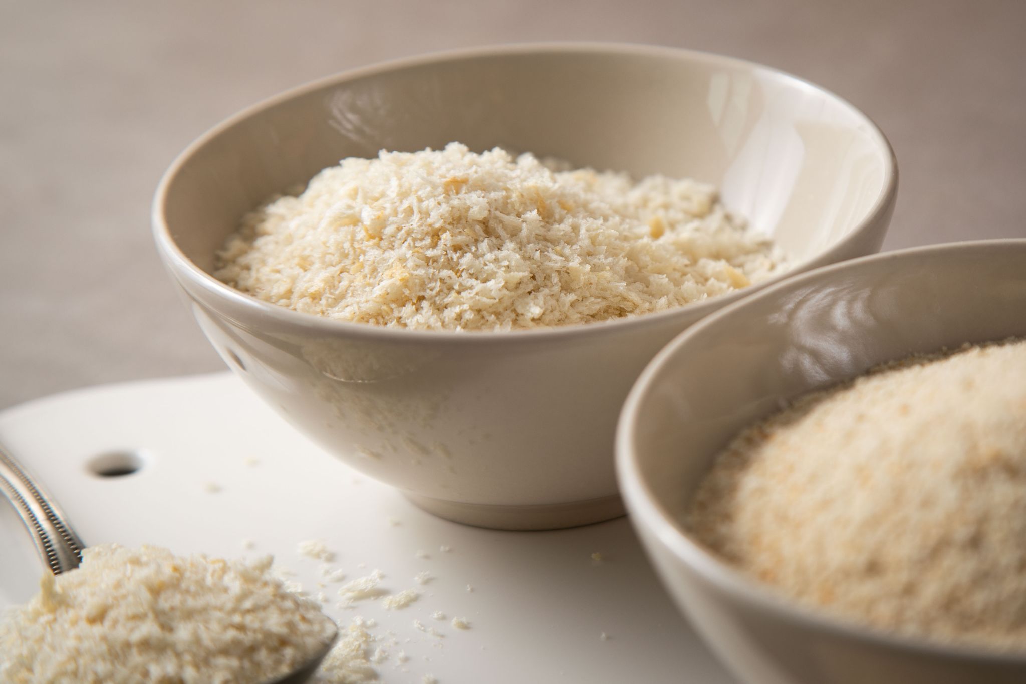 Leicht und knusprig: Die luftige Struktur von Panko sorgt beim Frittieren für eine besonders krosse Textur.