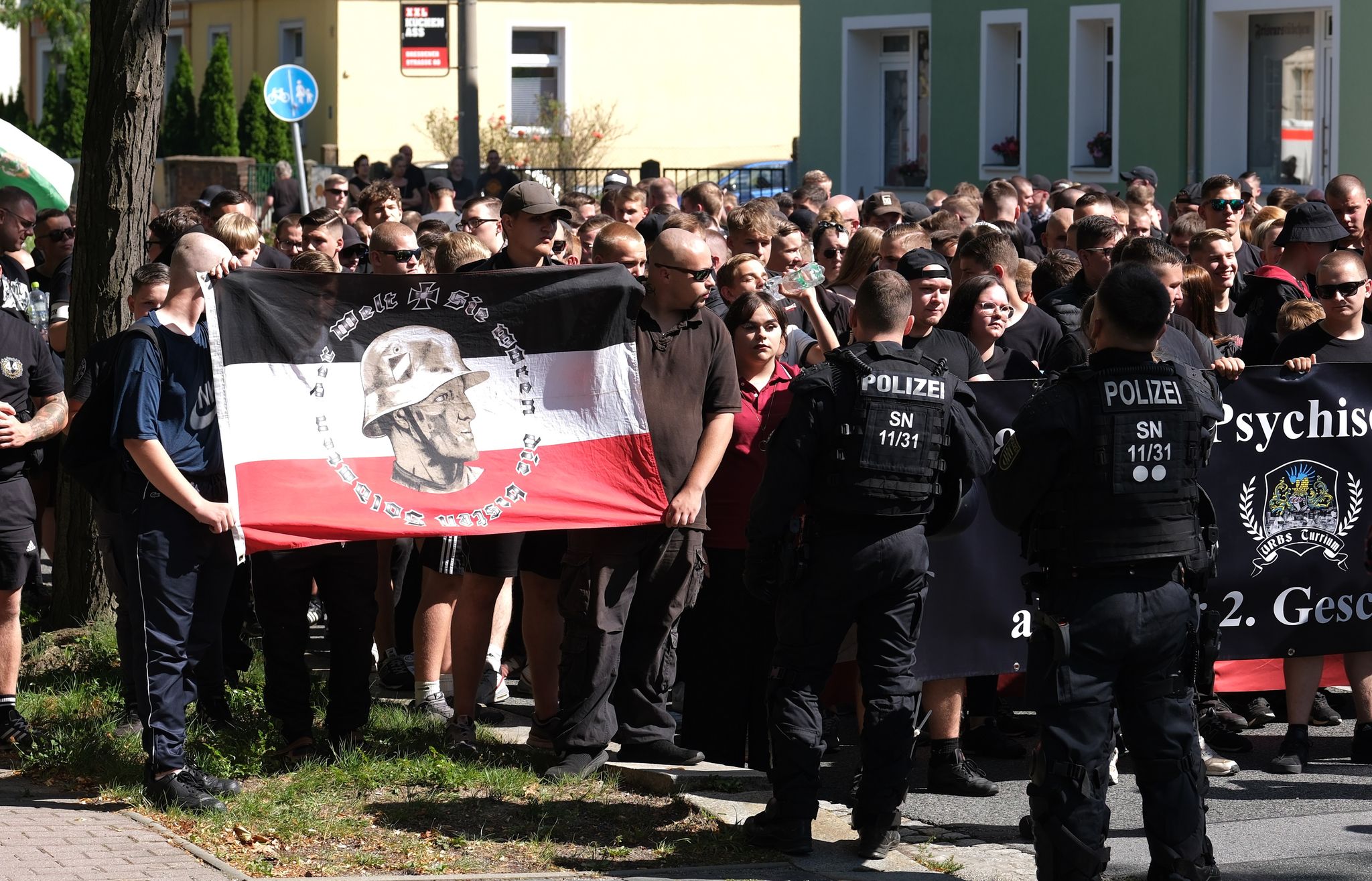 Mehrere CDS-Veranstaltungen waren zuletzt begleitet von Aktionen rechter Gruppen, wie hier in Bautzen. (Archivfoto)
