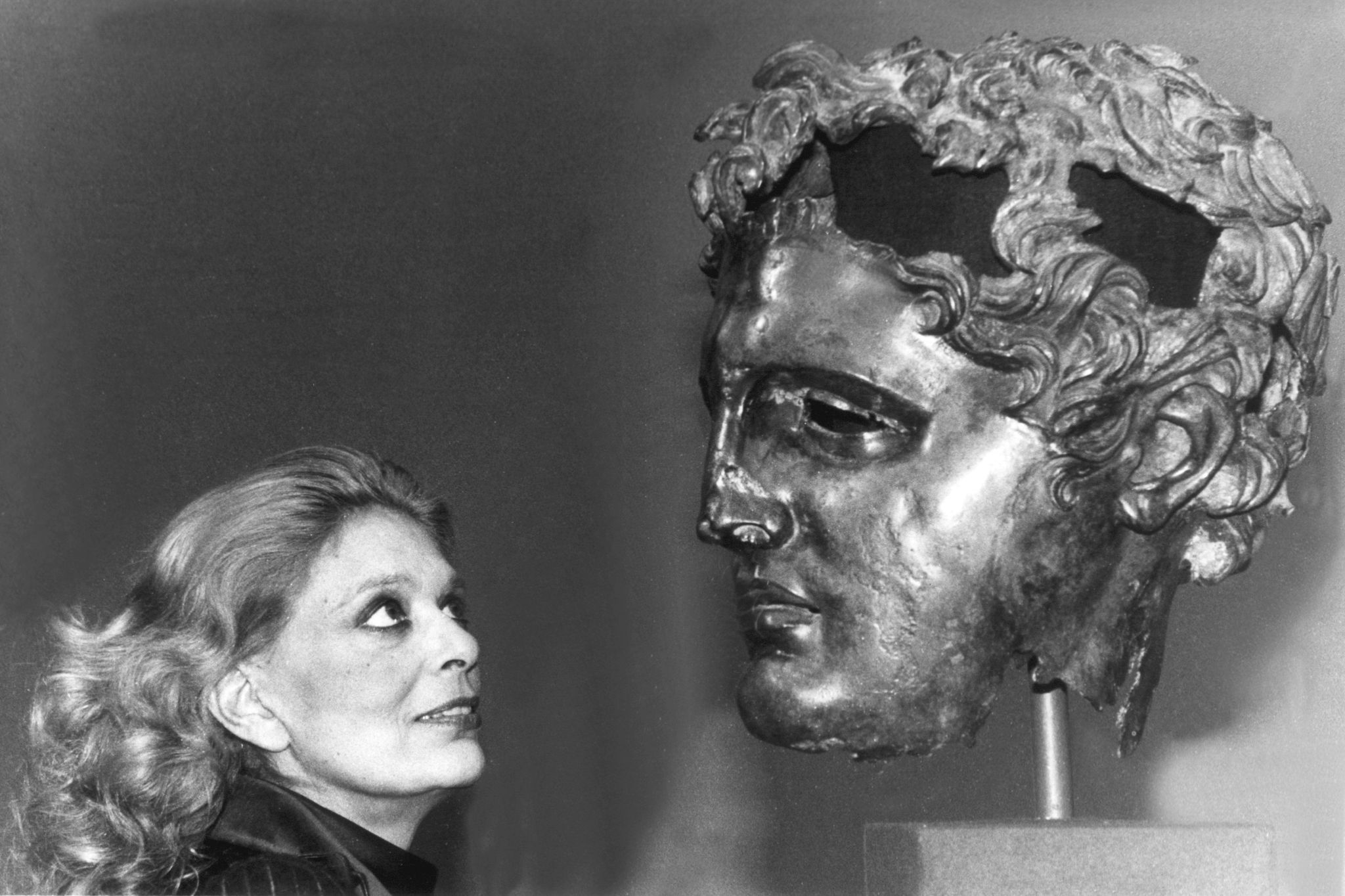 Die griechische Schauspielerin, Sängerin und damalige Kulturministerin Melina Mercouri 1982 im Metropolitan Museum of Art in New York.