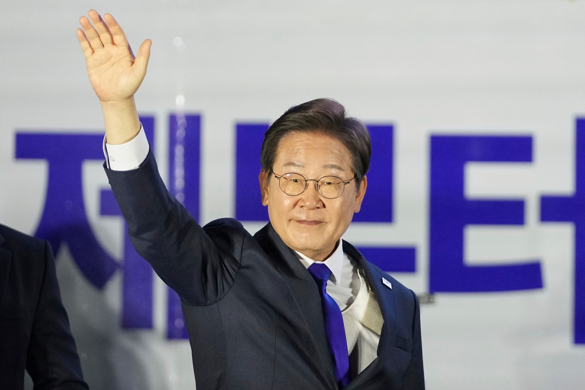 Die Südkoreaner haben nach einer mehrmonatigen Staatskrise über ein neues Staatsoberhaupt entschieden.