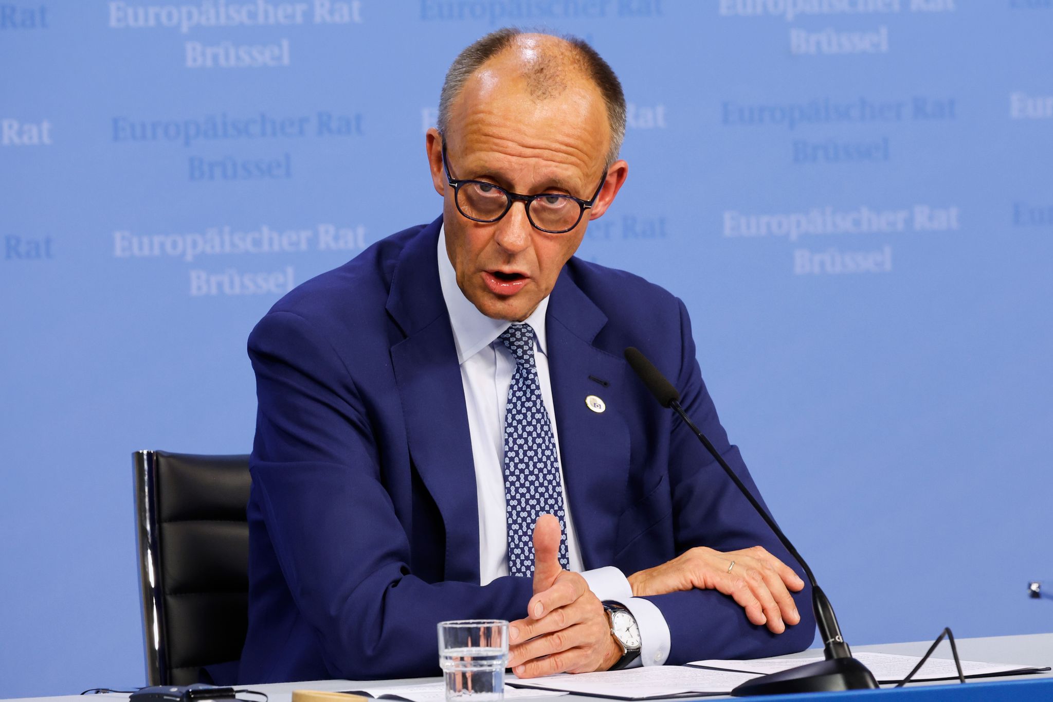 Merz will einiges anders machen und Deutschland wieder in eine echte Führungsrolle in Europa bringen.